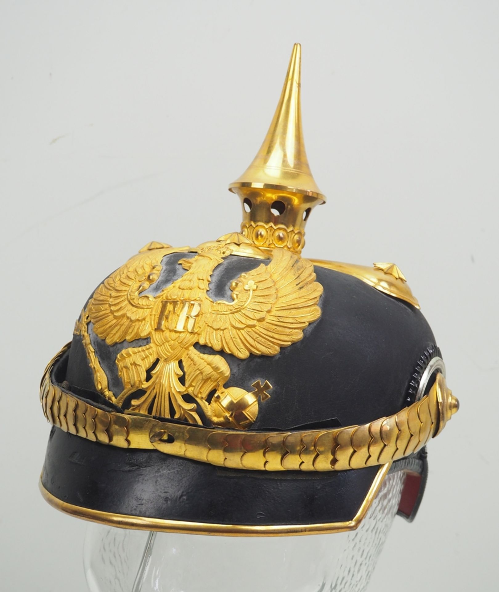 Preussen: Helm für Rossärzte.