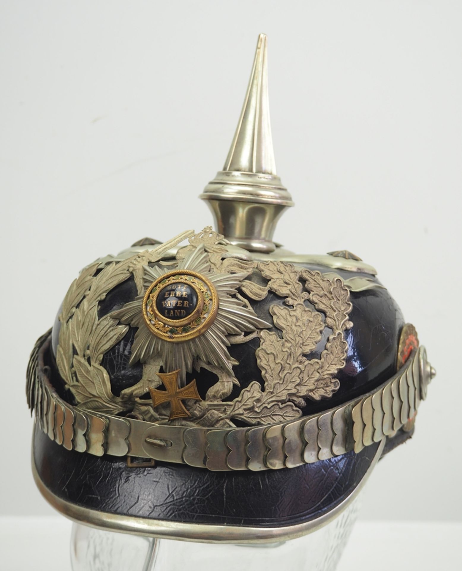 Hessen: Leibgarde-Infanterie-Regiment Nr. 115, Helm für Offiziere der Reserve.