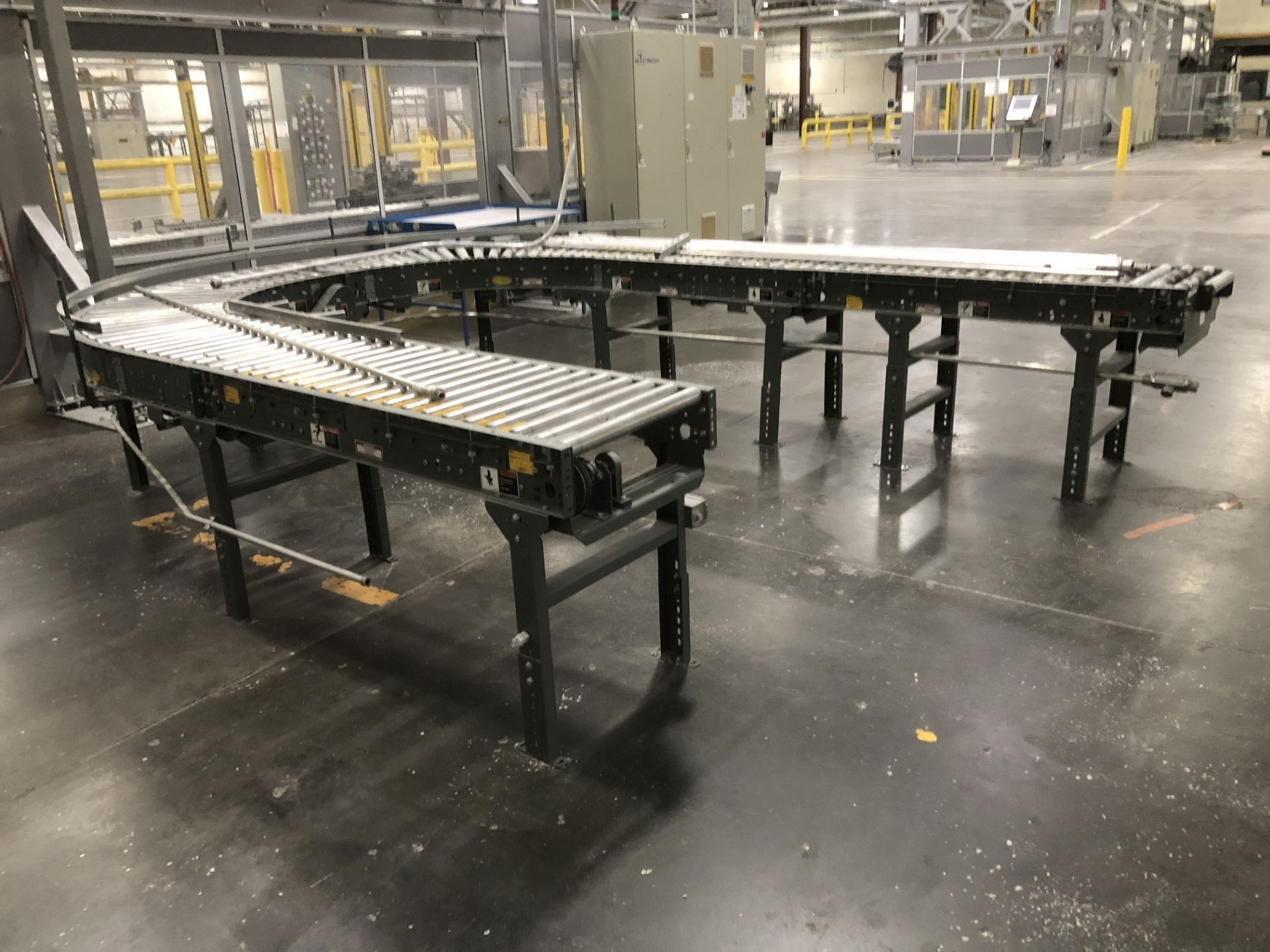 All Hytrol Conveyor Throughout Entire Site, Mostly 20" Wide Powered Roller Conveyor [Please - Bild 32 aus 80