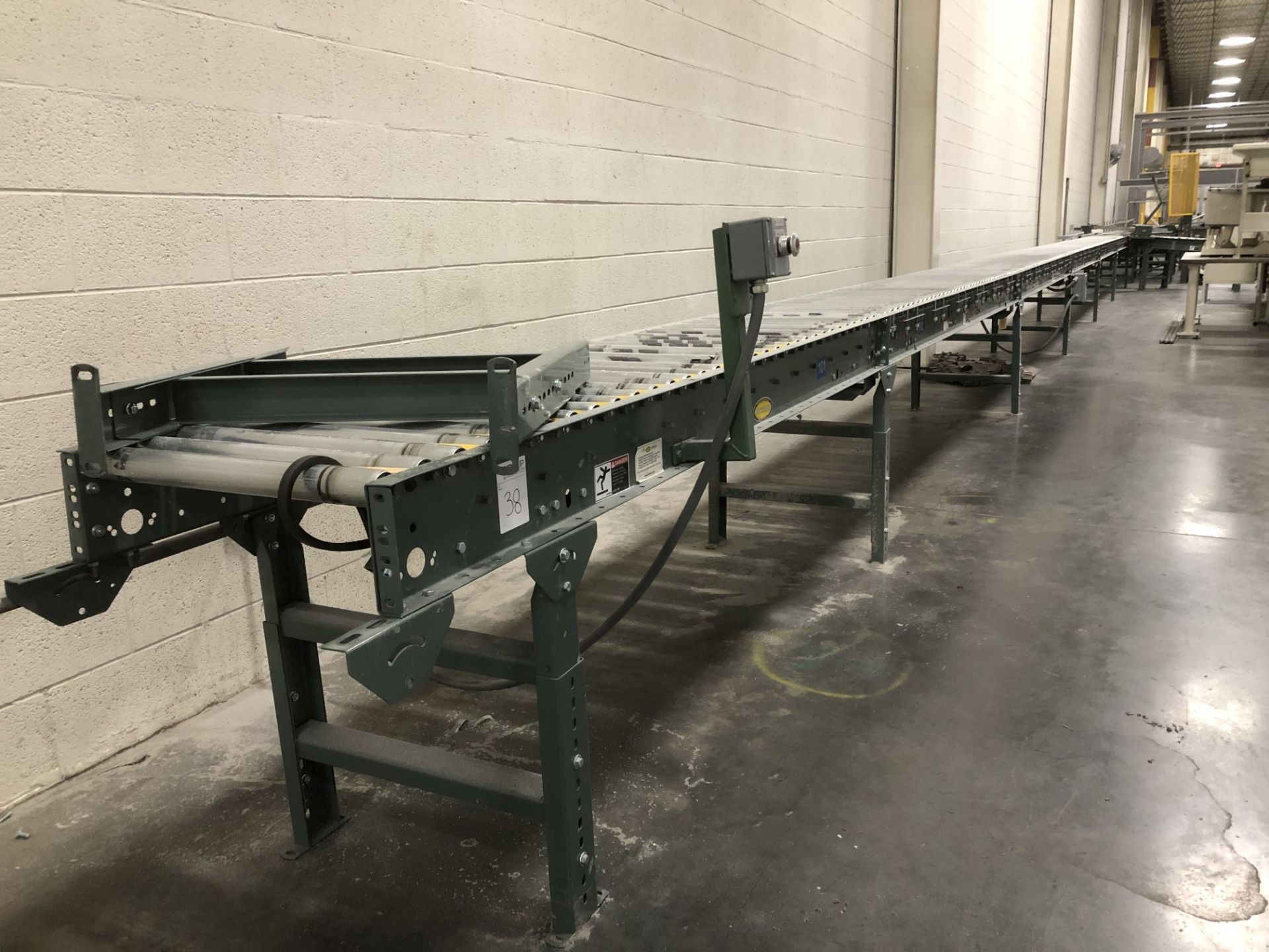 All Hytrol Conveyor Throughout Entire Site, Mostly 20" Wide Powered Roller Conveyor [Please - Bild 42 aus 80