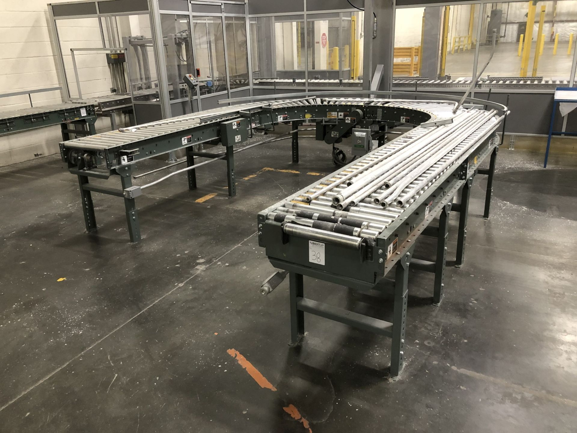 All Hytrol Conveyor Throughout Entire Site, Mostly 20" Wide Powered Roller Conveyor [Please - Bild 31 aus 80