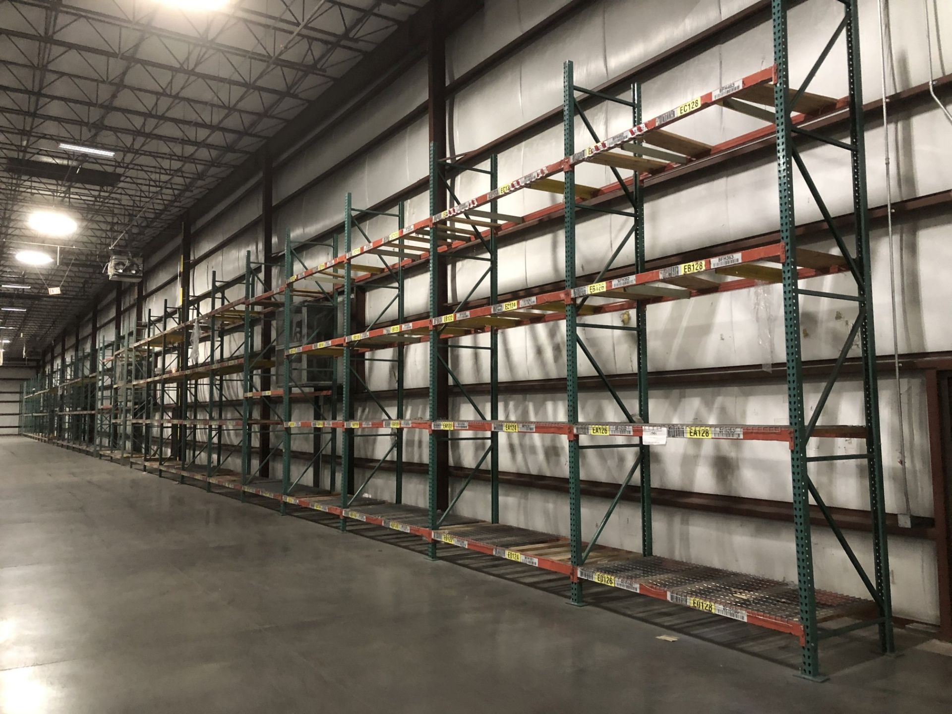Pallet Racking; (44) 42" Deep x 18' High Uprights, (248) 96" Crossbeams, Most w/ Wire Decking - Image 7 of 12