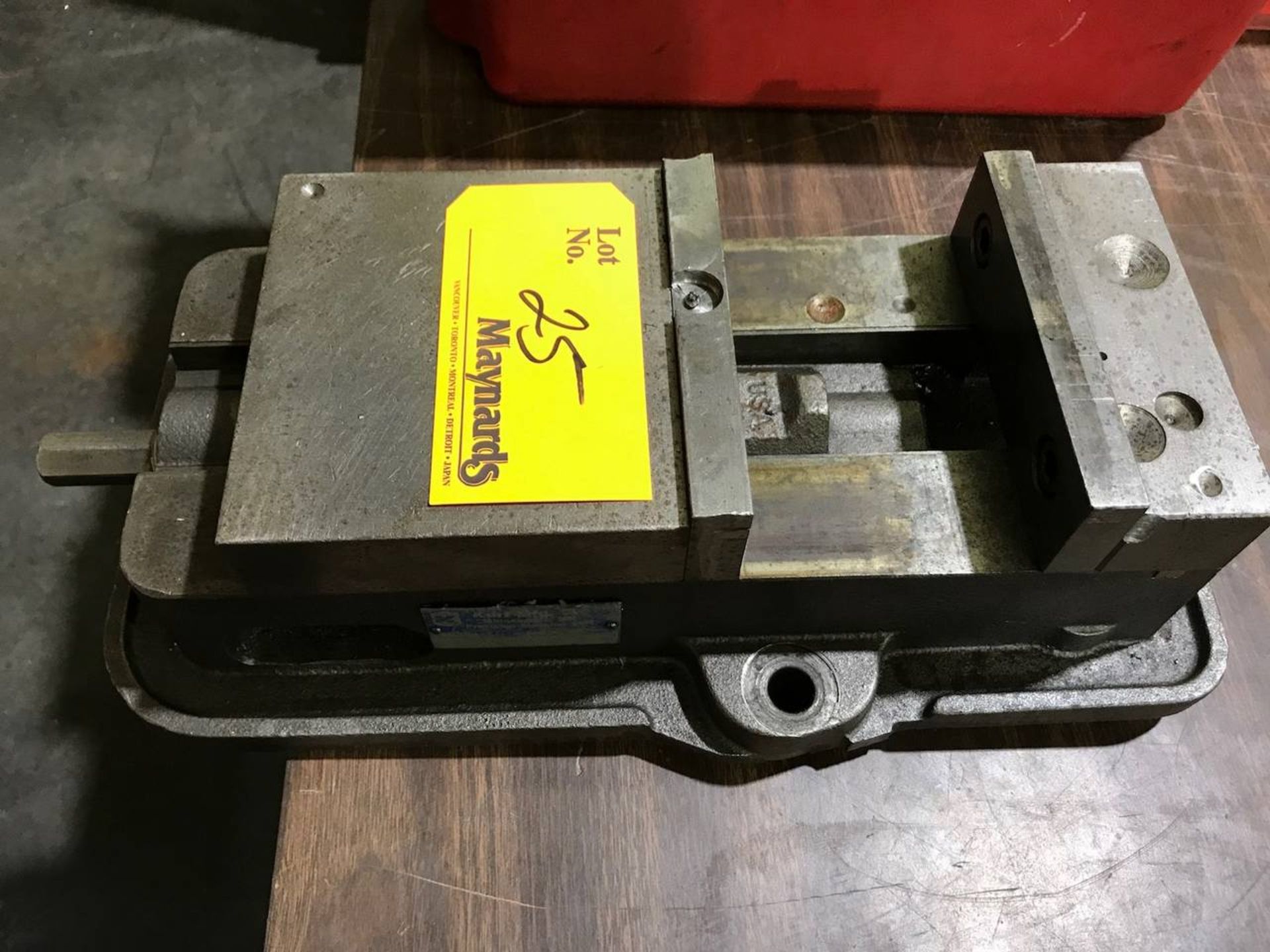 Kurt MFG Co 6" Machine Vise