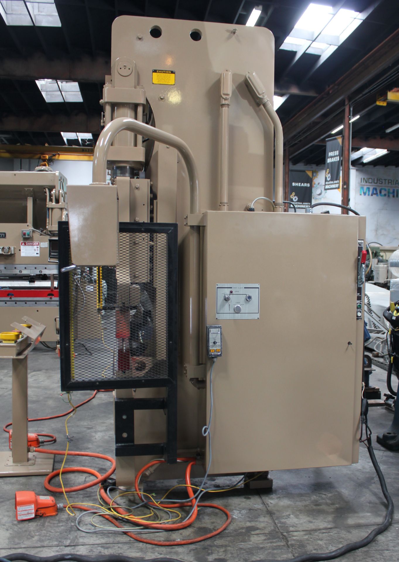 Cincinnati - CNC Hydraulic Press Brake | 90 Ton x 13', Located In Huntington Park, CA - #4613HP - Image 9 of 16