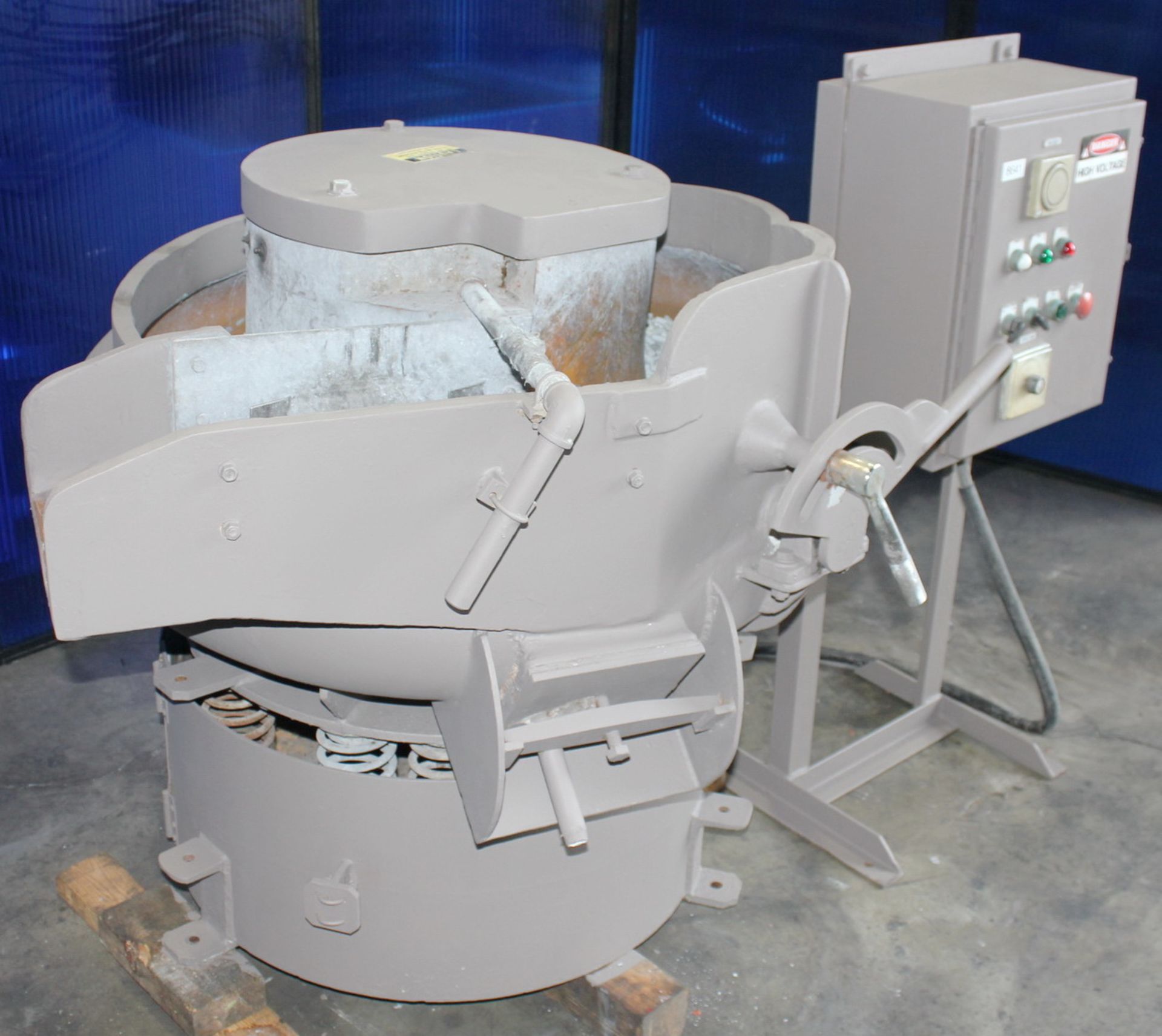 Gyromatic - Vibratory Deburring Machine (Bowl Type) | 4.5 Cubic Feet, Located In Huntington Park, CA - Image 2 of 13