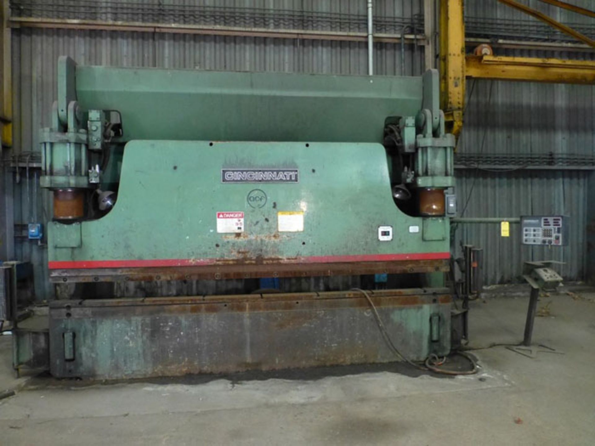 Cincinnati Hydraulic Press Brake 350 Ton x 14', Located In Painesville, OH - 8836P