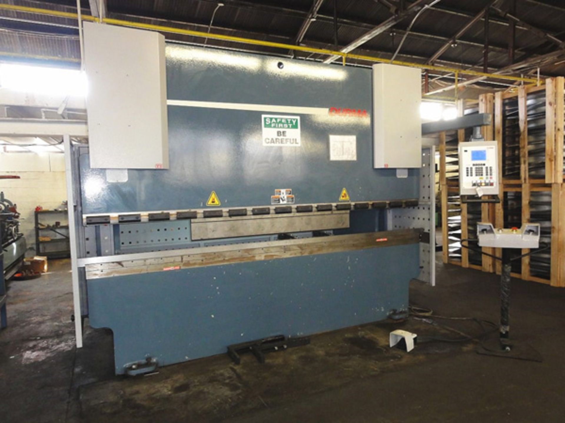 Durma CNC 3 Axis Hydraulic Press Brake 99 Ton x 10', Located In Painesville, OH - 8569P
