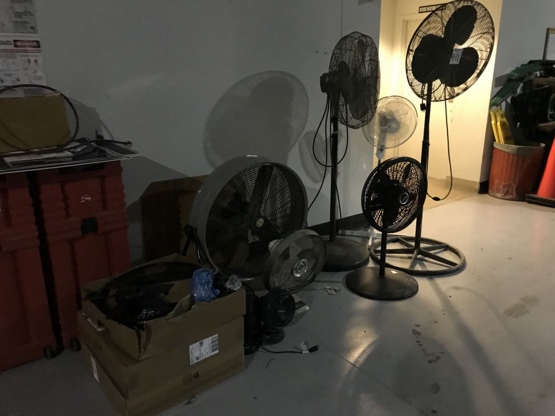 (10) Assorted Fans - Image 2 of 2