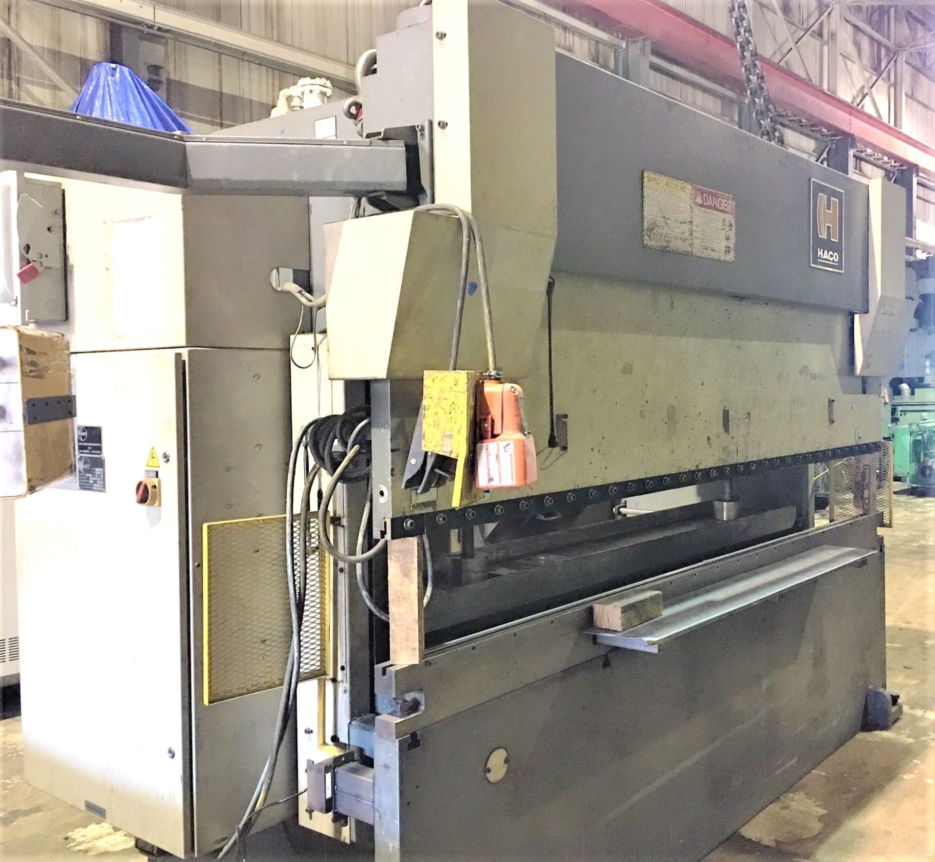 Haco Atlantic CNC Hydraulic Press Brake 120 Ton x 10', Located In Painesville, OH - 8615P - Image 3 of 14