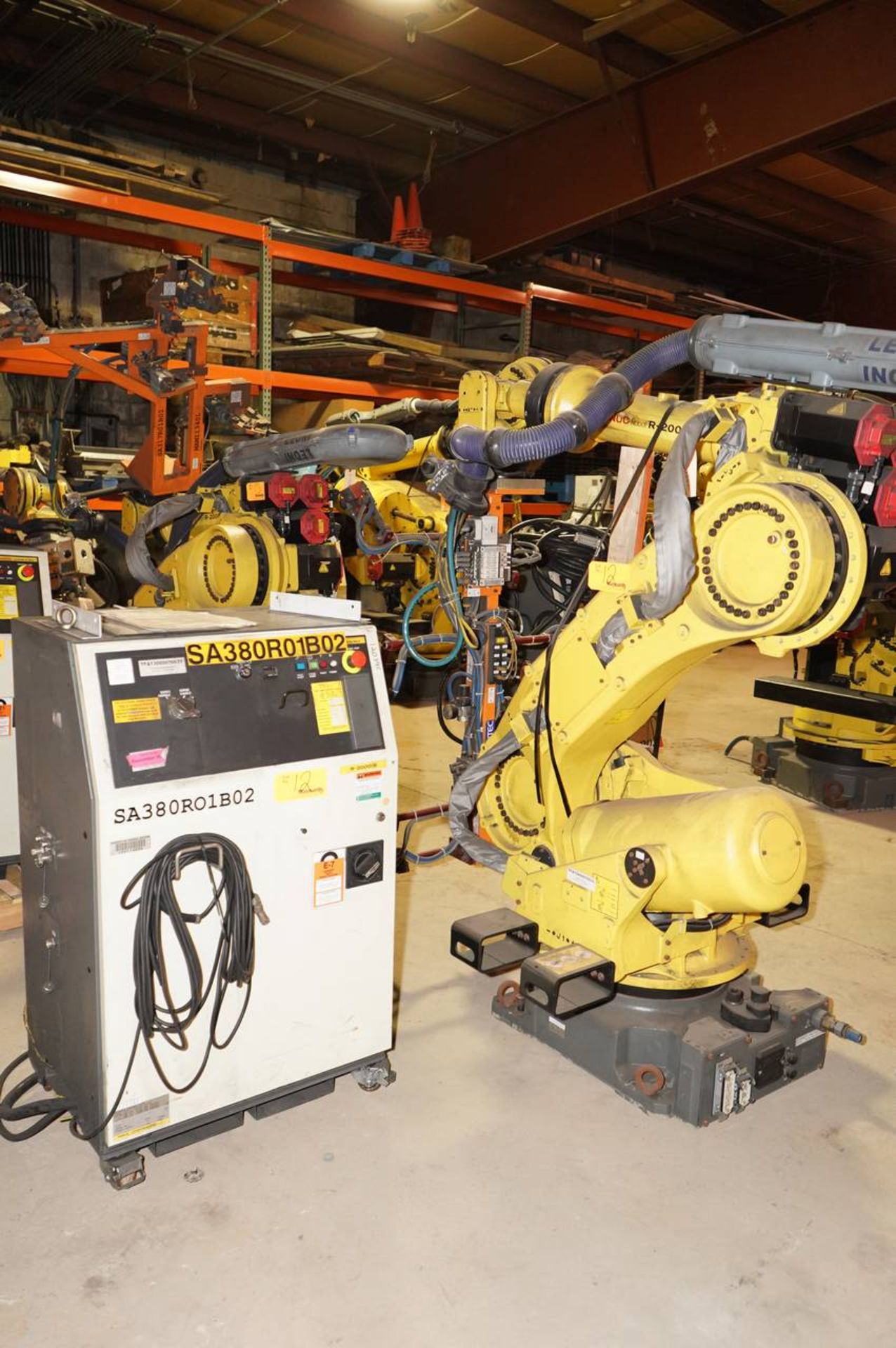 2011 Fanuc R-2000iB/210F Robot