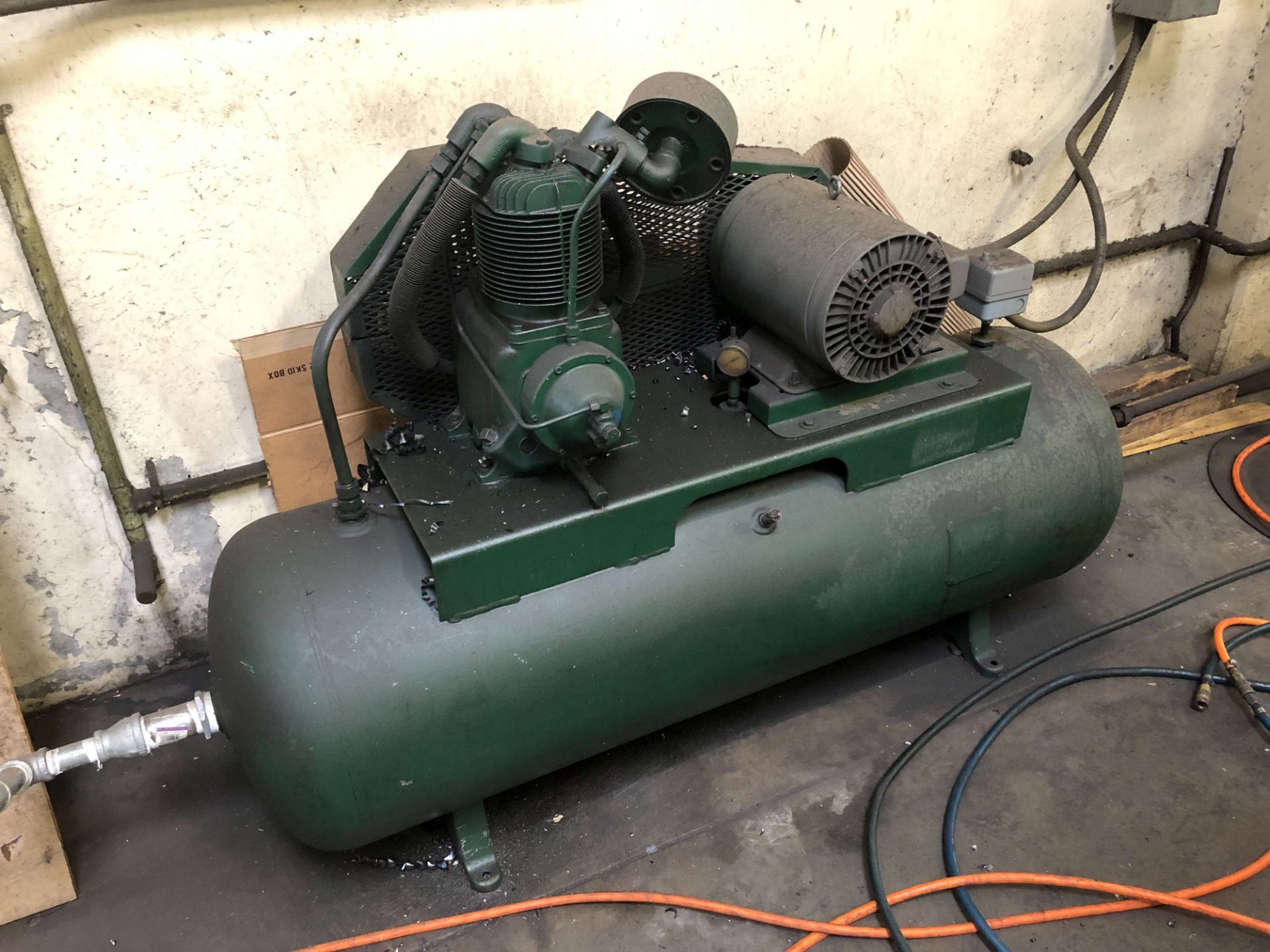 2018 Ciasons 10 HP Air Compressor, Model TS-B1012HDAE32, 120 Gallon Horizontal Tank, 40 CFM, 150 - Image 6 of 7