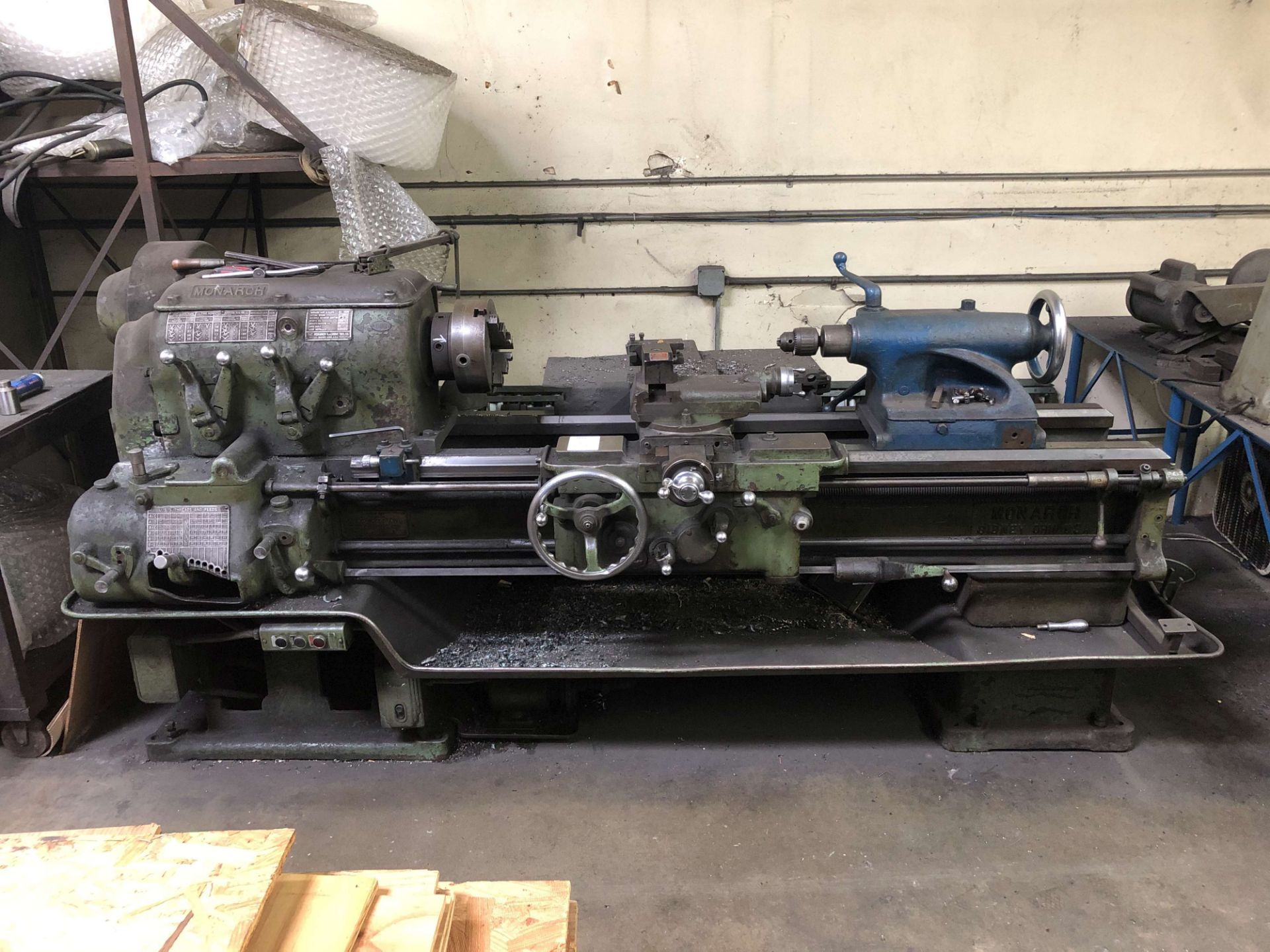 20.5" x 48" Monarch Lathe, Model 18C, 16 to 650 RPM, 1-1/2" Hole Through Spindle, 10" 3-Jaw Chuck, - Image 2 of 6