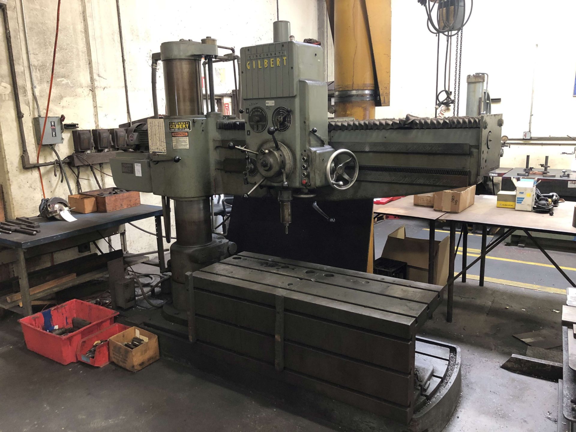 Cincinnati Gilbert 5' x 11" Radial Arm Drill, Model 3B, 5' Arm, 11" Column, 42 to 1500 RPM, T- - Image 2 of 13