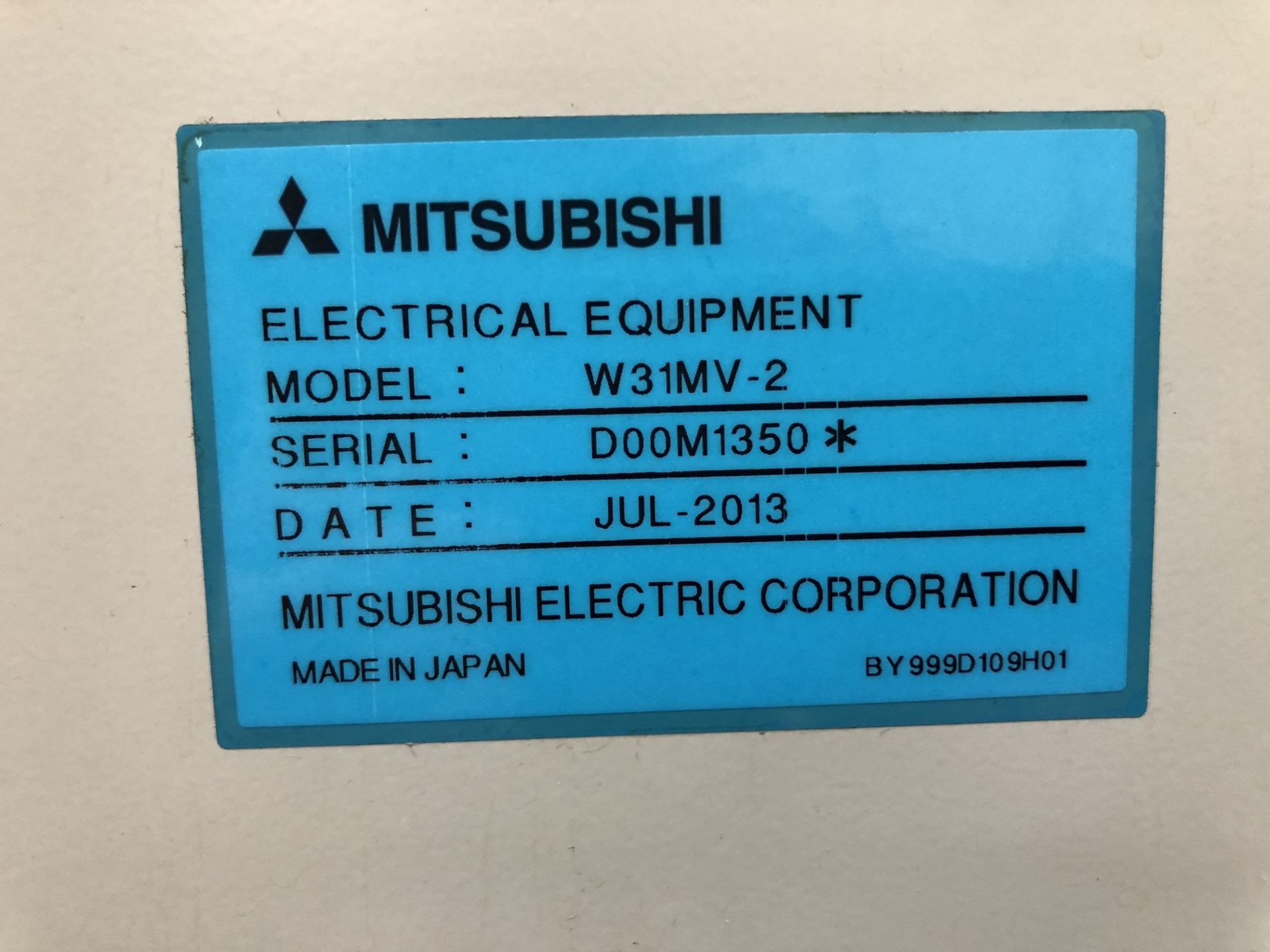 2013 Mitsubishi MV1200R CNC Wire EDM, X=15.7", Y=11.8", Z=8.7", Max Workpiece Dimensions: 31.9" W - Image 3 of 18