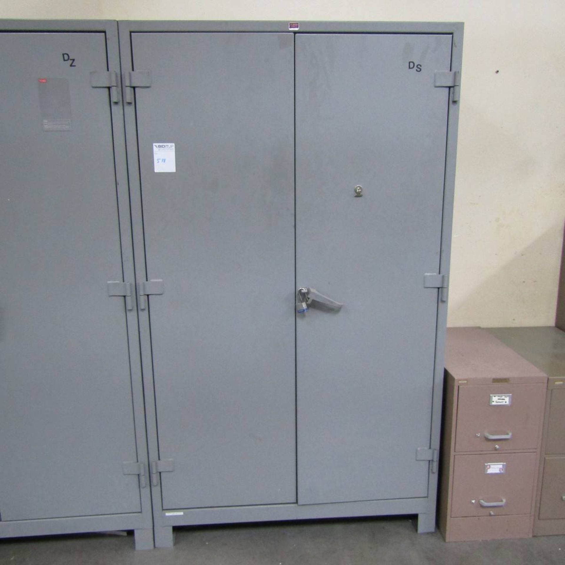 Lyon Heavy Duty 2-Door Cabinet