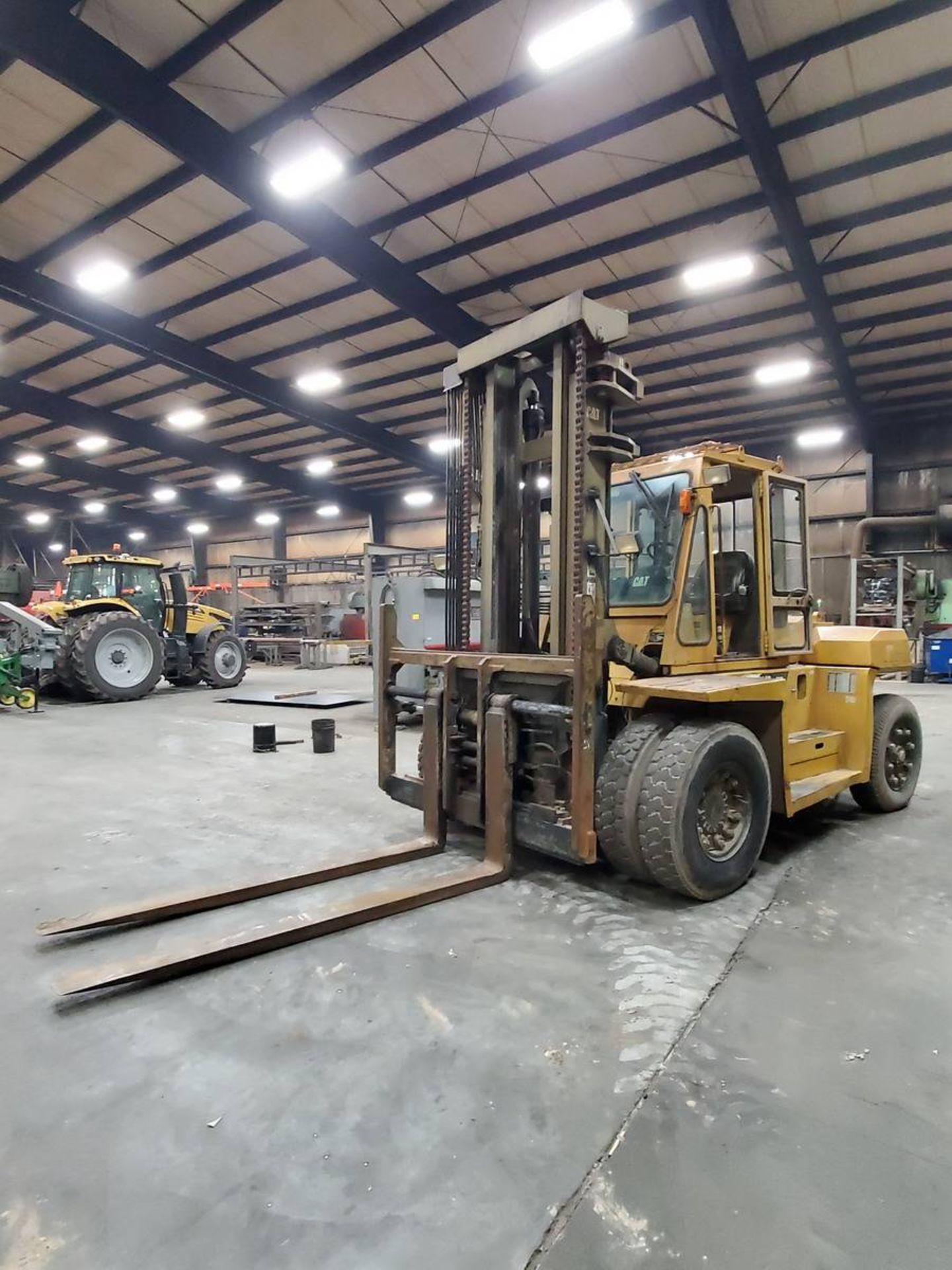 Caterpillar DP100 Forklift W/ Kill Switch - Image 2 of 15