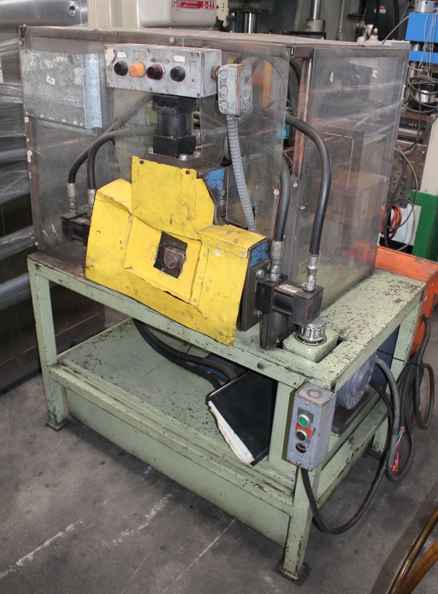 Hydraulic Offset Gutter Elbow Crimping Machine | 3" x 2", Mdl: N/A , S/N: N/A - Located In: