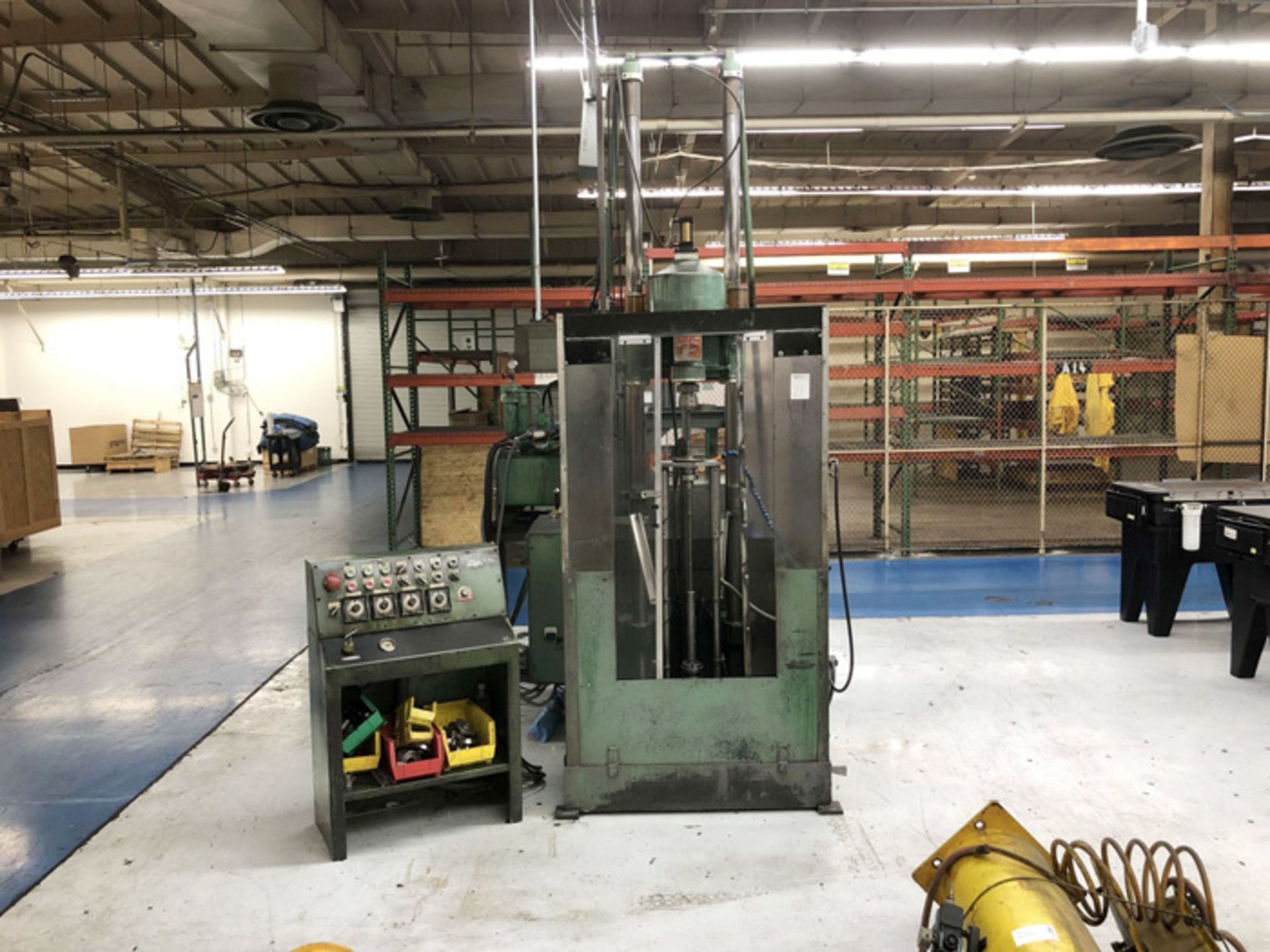 Superior Hydraulic Vertical Honing Machine | 54" x 4", Mdl: VBHD, S/N: 872116 - Located In: - Image 2 of 11