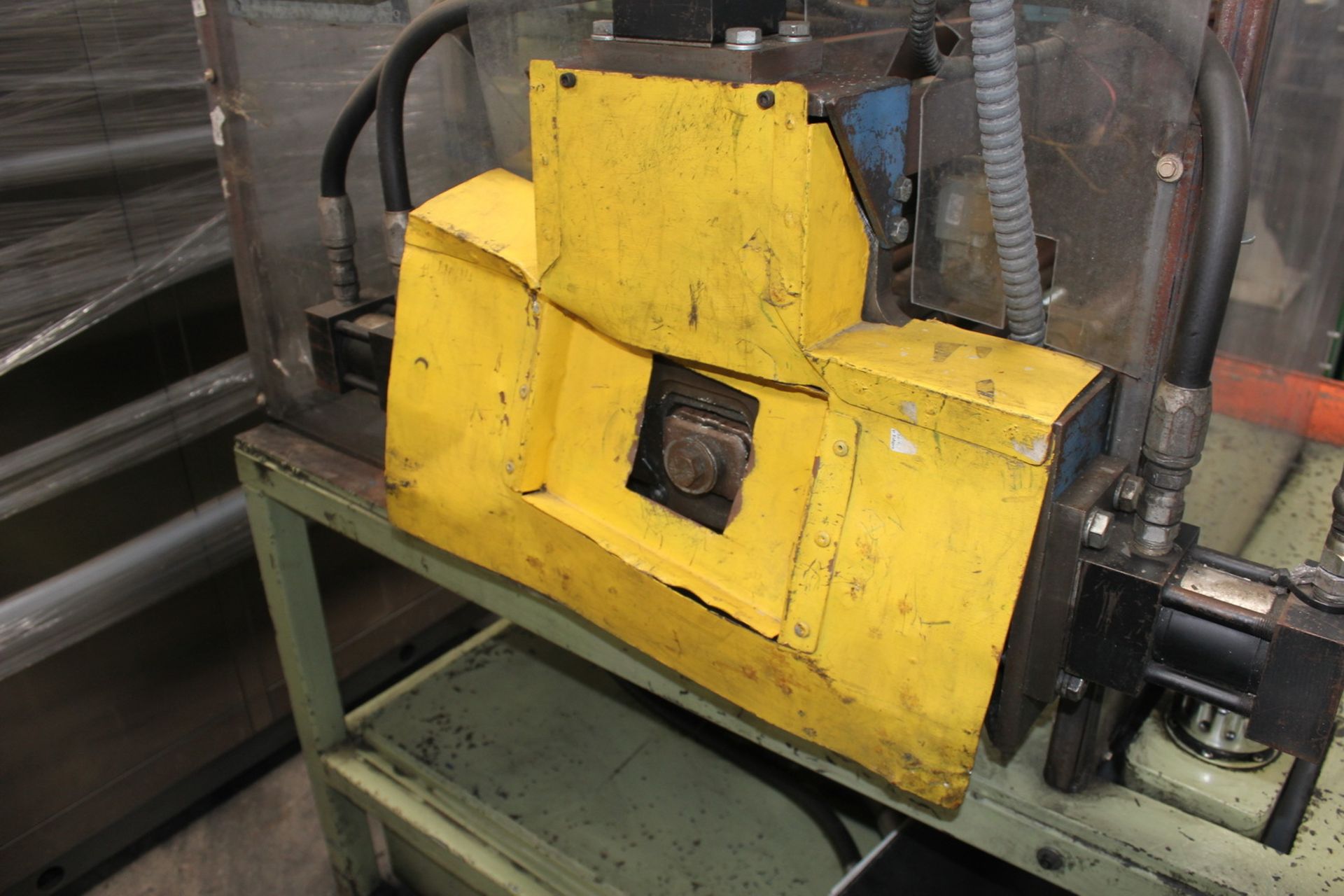 Hydraulic Offset Gutter Elbow Crimping Machine | 3" x 2", Mdl: N/A , S/N: N/A - Located In: - Image 2 of 9