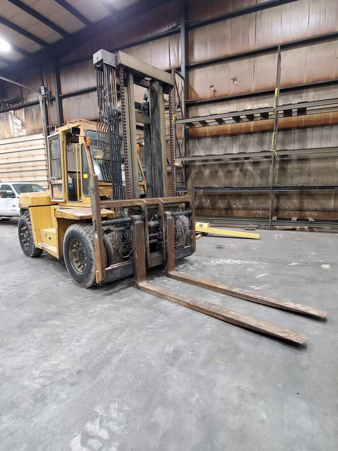 Caterpillar DP100 Forklift W/ Kill Switch