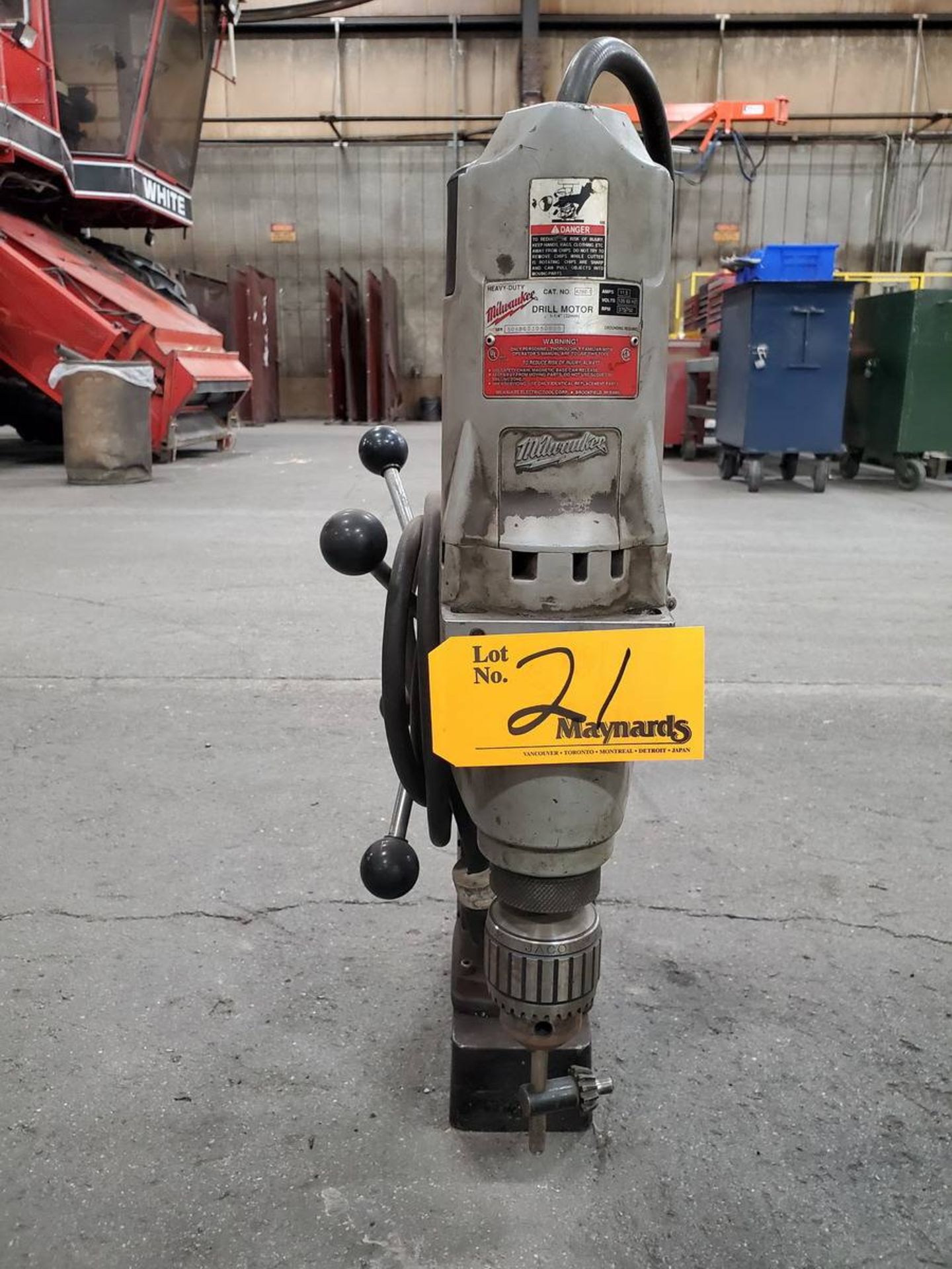 Milwaukee (1) 3/4" Electromagnetic Adjustable Position Drill Press