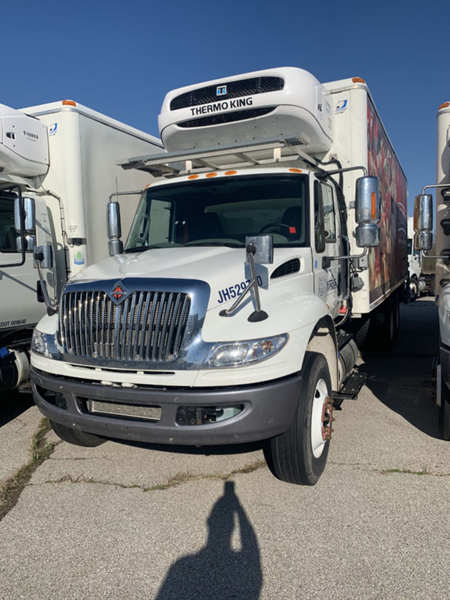 2018 INTERNATIONAL 4400 SBA 6X4 REFRIGERATED BOX TRUCK VIN#: 1HTMSTARXJH529780, Approx Miles: 34617,