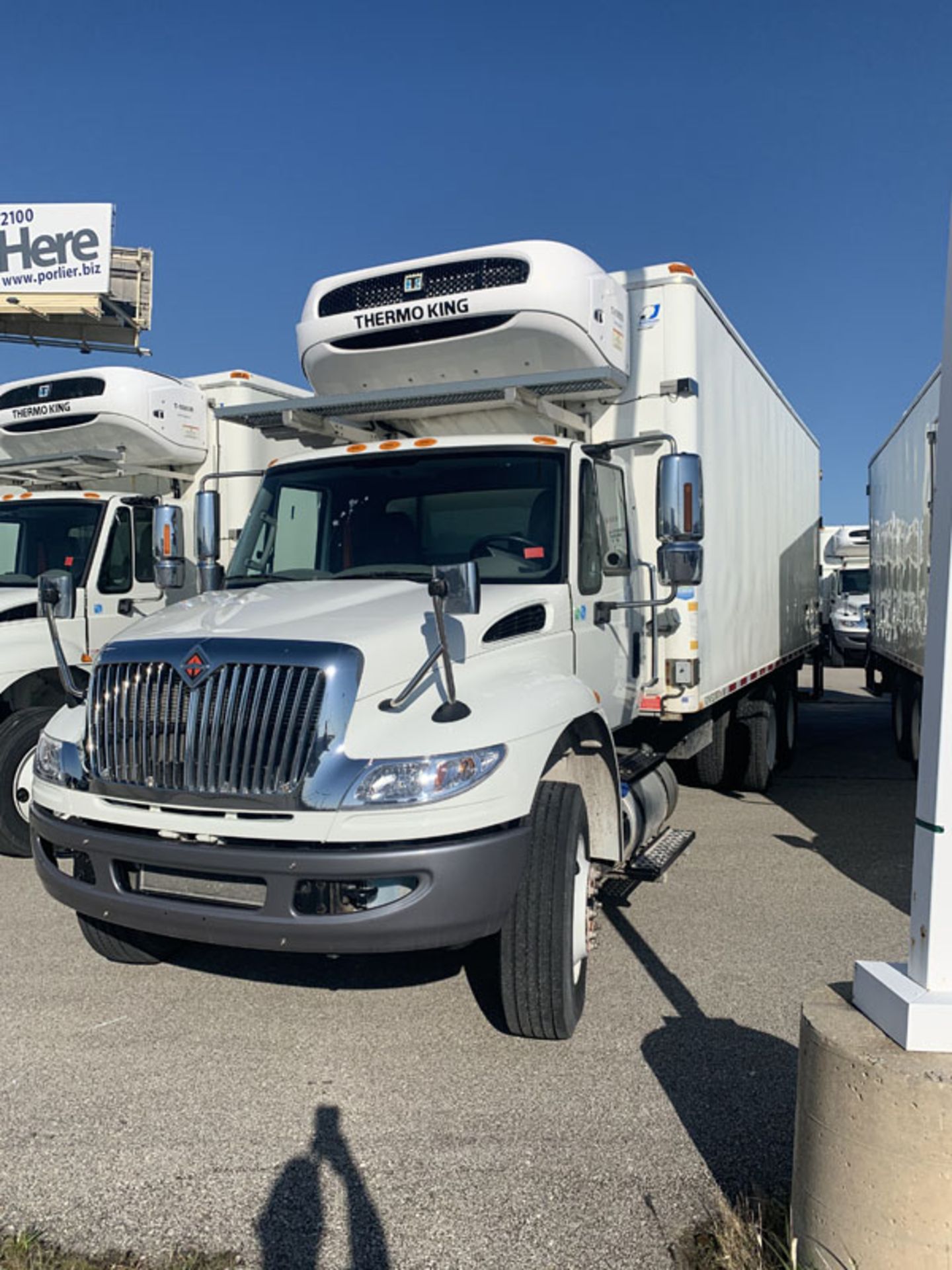 2018 INTERNATIONAL 4400 SBA 6X4 REFRIGERATED BOX TRUCK VIN#: 1THMSTAR4JH529757, Approx Miles: 41231,