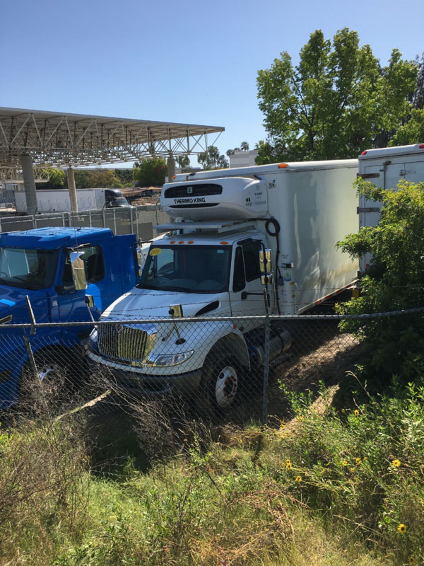 2018 INTERNATIONAL 4400 SBA 6X4 REFRIGERATED BOX TRUCK VIN#: 1HTMSTAR2JH528882, Approx Miles: 18362,