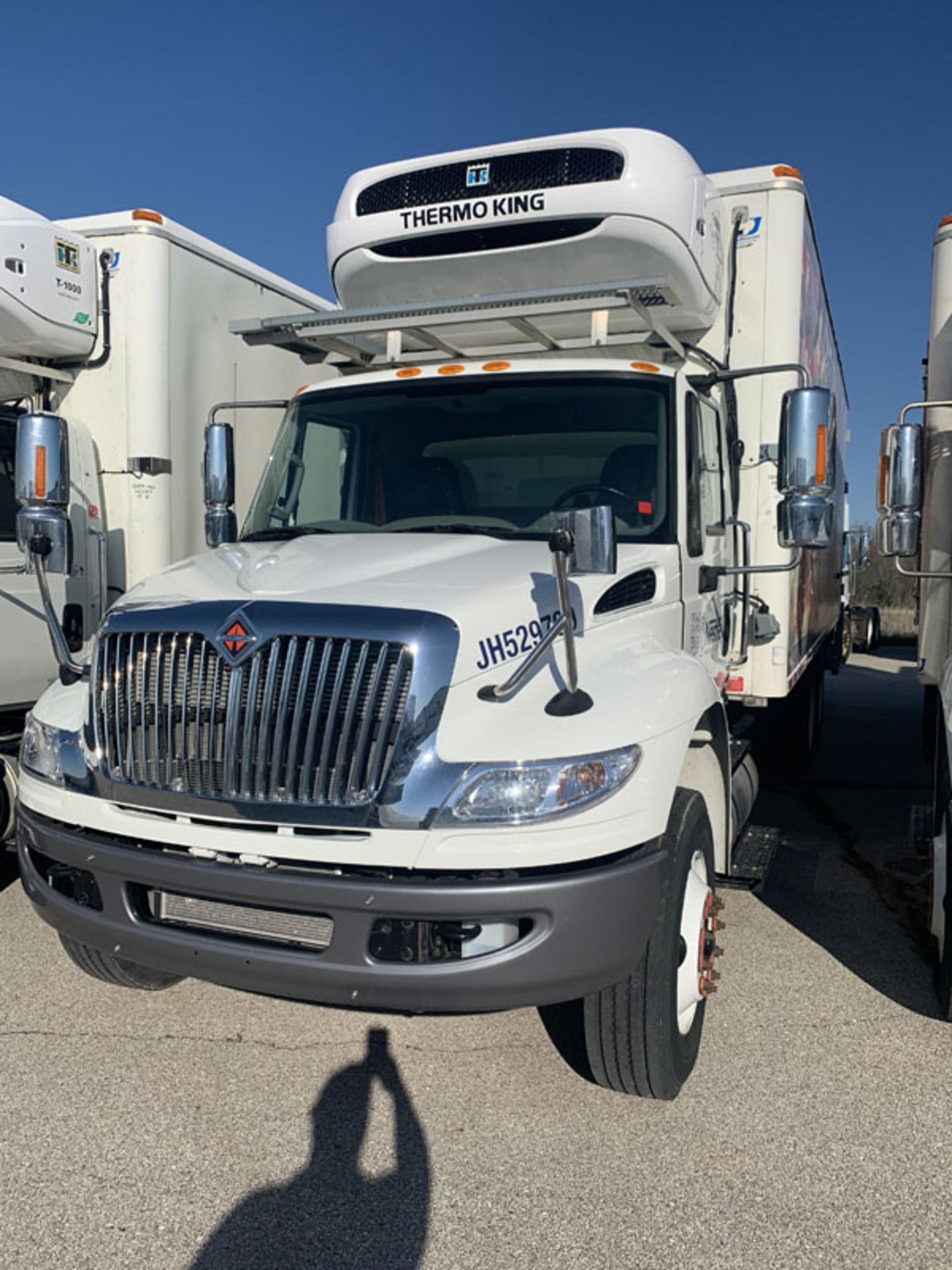 2018 INTERNATIONAL 4400 SBA 6X4 REFRIGERATED BOX TRUCK VIN#: 1HTMSTAR9JH529799, Approx Miles: 28400,