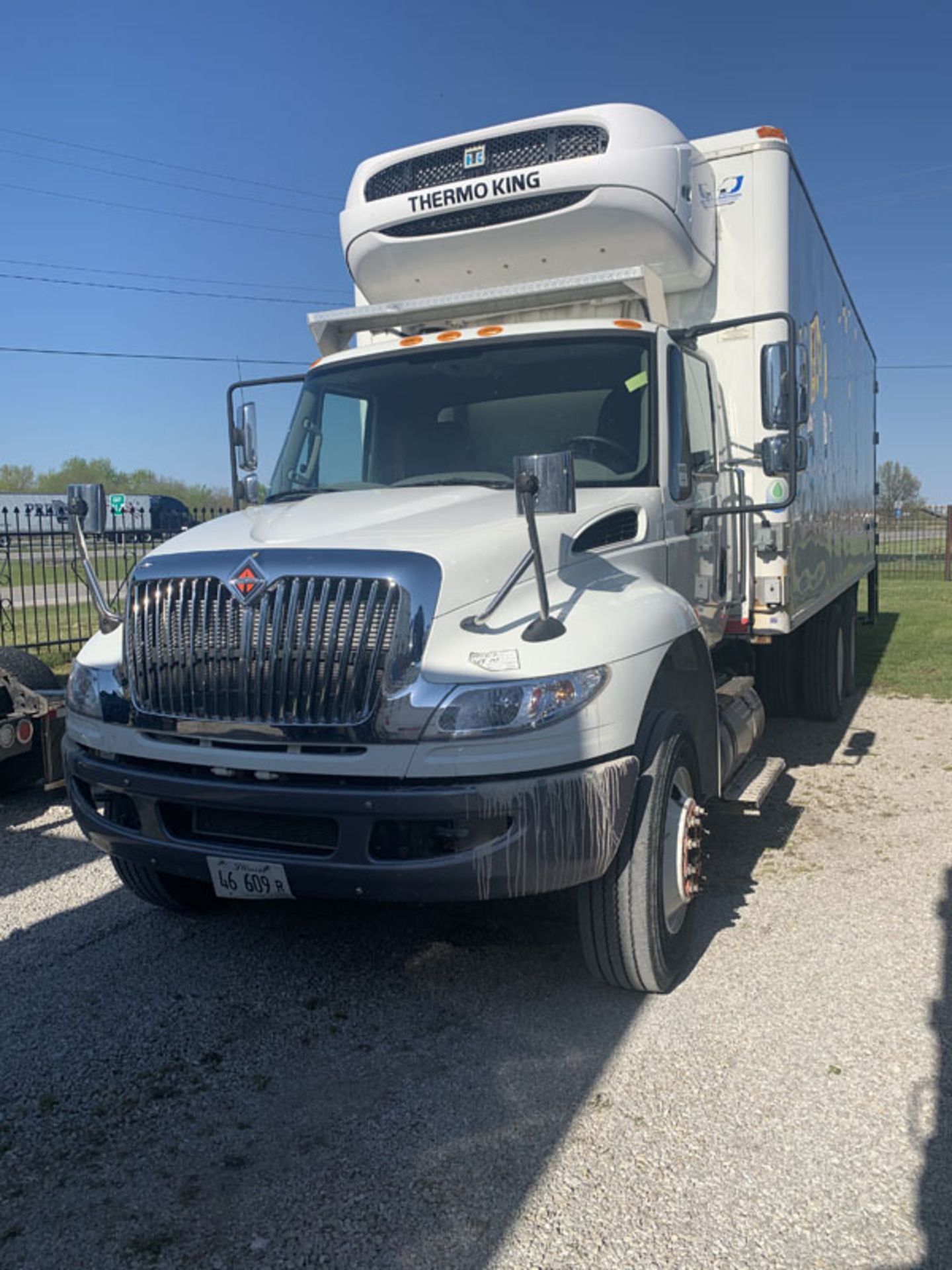 2018 INTERNATIONAL 4400 SBA 6X4 REFRIGERATED BOX TRUCK VIN#: 1HTMSTAR9JH529561, Approx Miles: 25589,