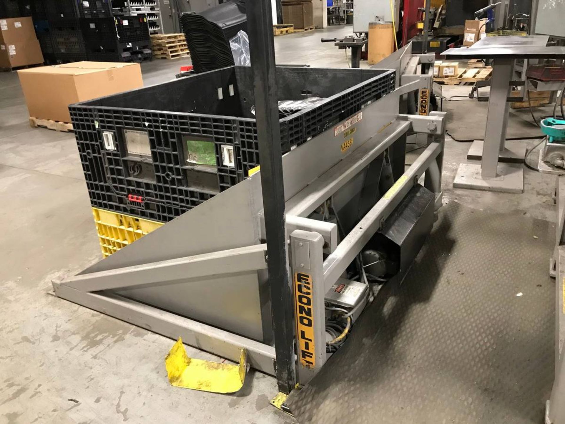 Econo Lift DOHPT-121 Type AC 2000 Lb. Capacity 50'' x 48'' Tilting Lift - Image 2 of 2