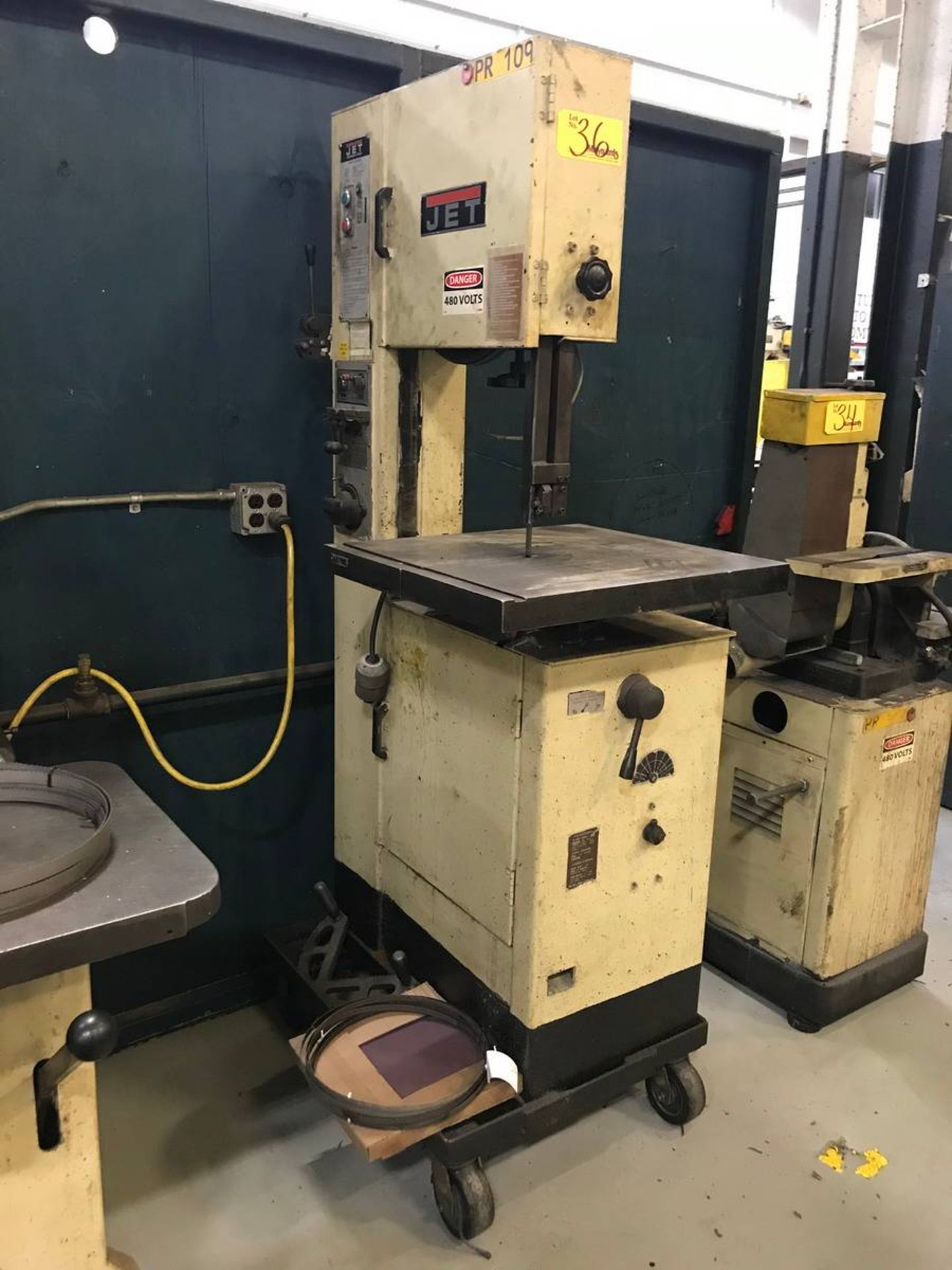 Jet VBS-1610 10' Vertical Band Saw