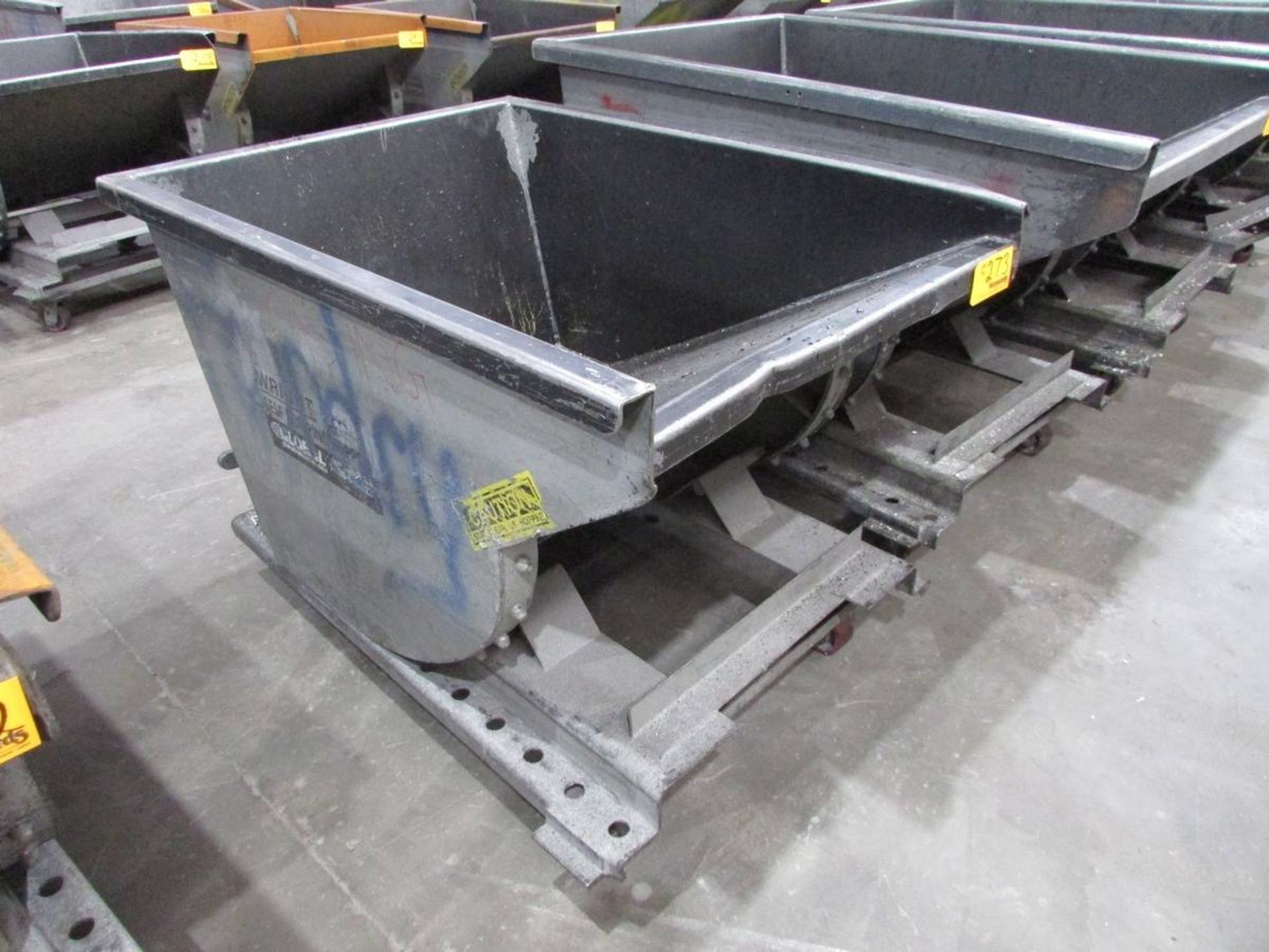 McCullough IND Wright Rolling Self Dumping Hopper - Image 3 of 5