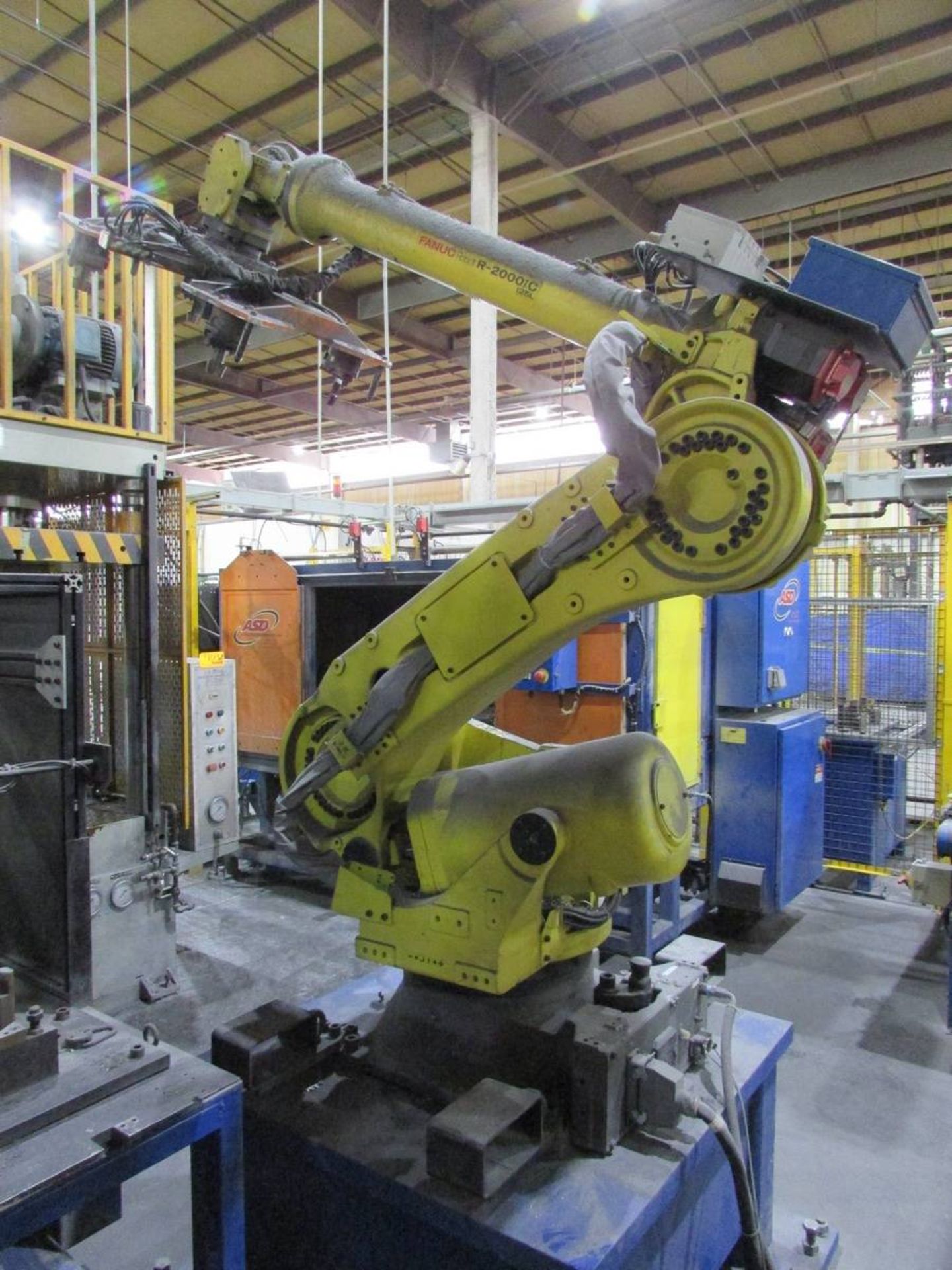 Fanuc 2000 iC 125L 6 Axis Material Handling Robot - Image 6 of 10