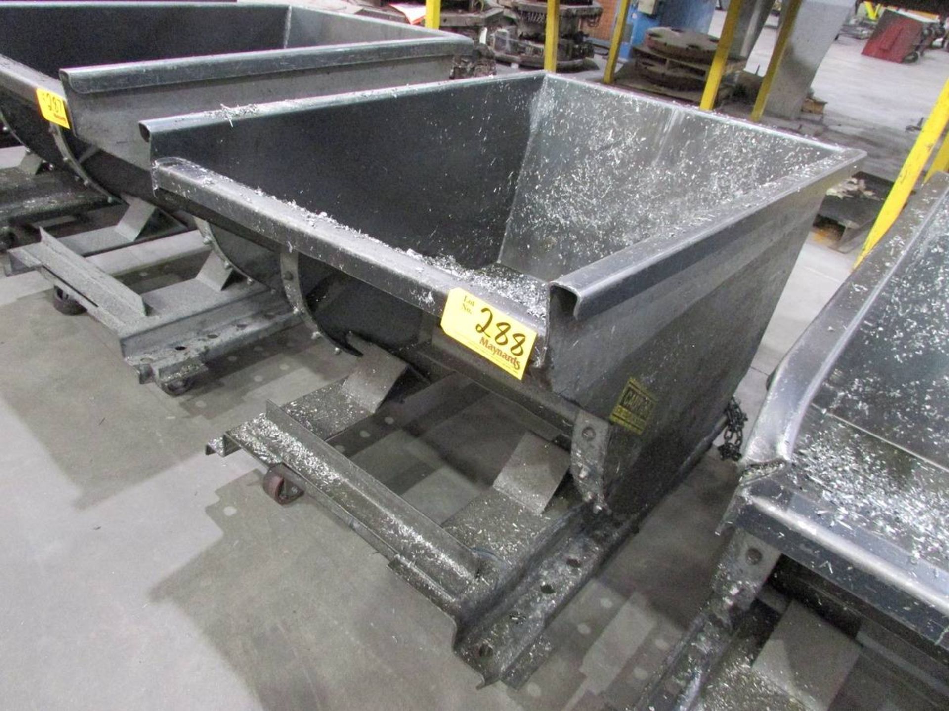 McCullough IND Wright Rolling Self Dumping Hopper