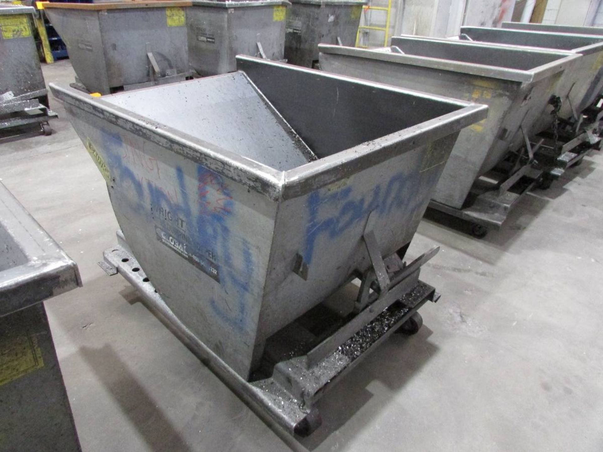 McCullough IND Wright Rolling Self Dumping Hopper - Image 5 of 5