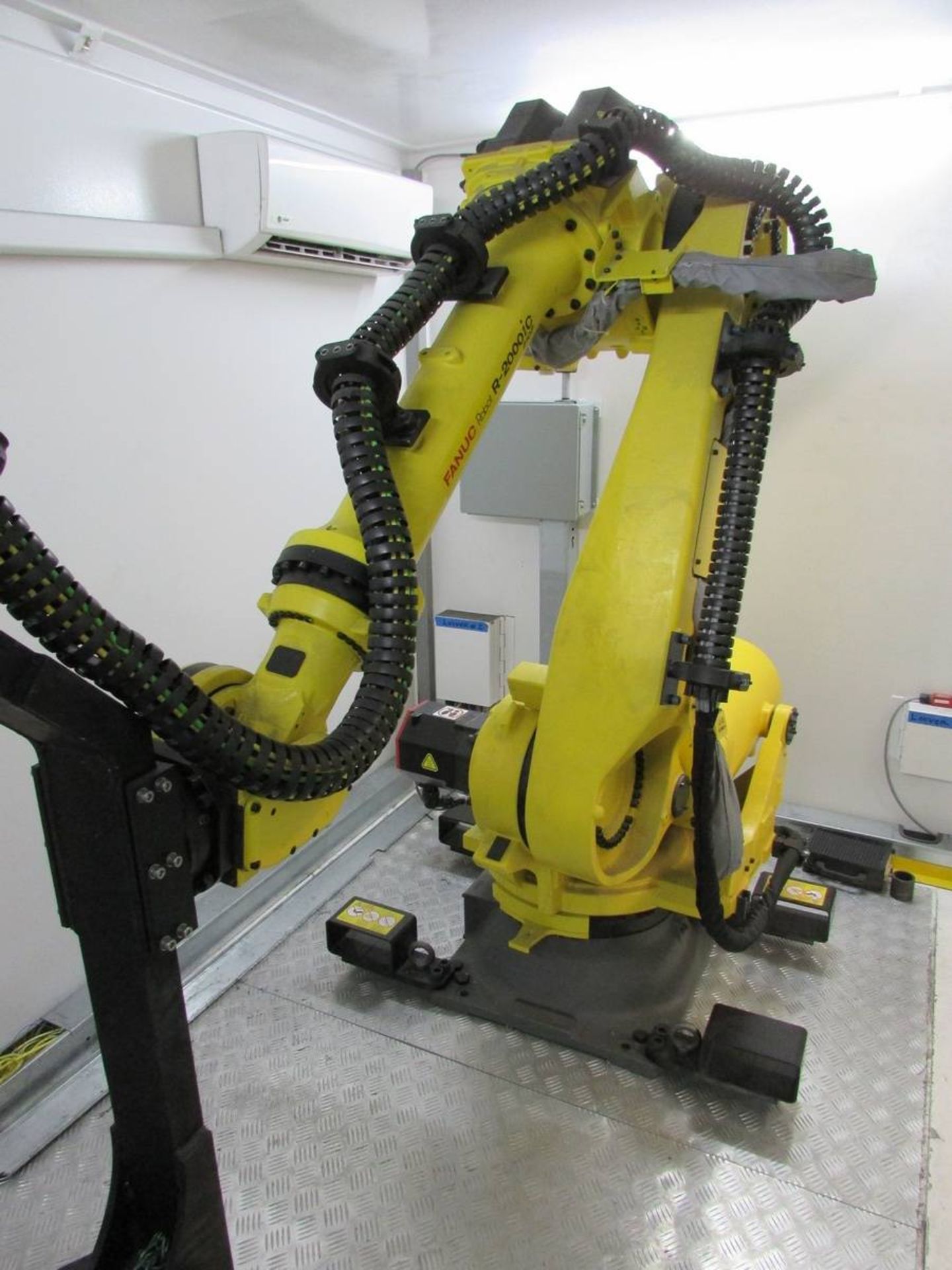 2017 Fanuc 2000 iC 210L 6 Axis Material Handling Robot - Image 2 of 9