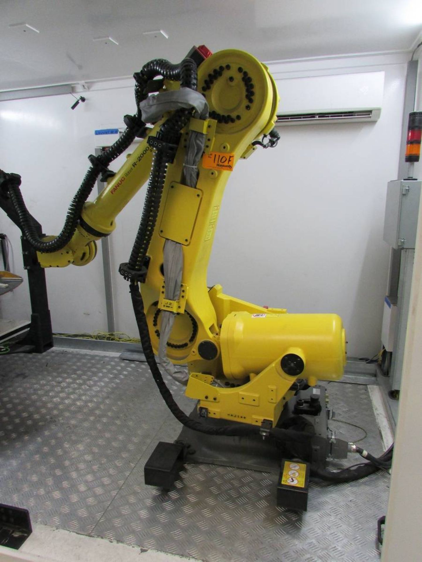 2017 Fanuc 2000 iC 210L 6 Axis Material Handling Robot