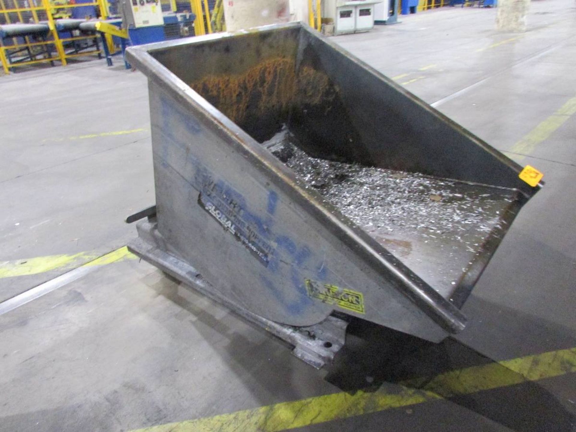 McCullough IND Wright Rolling Self Dumping Hopper - Image 3 of 5