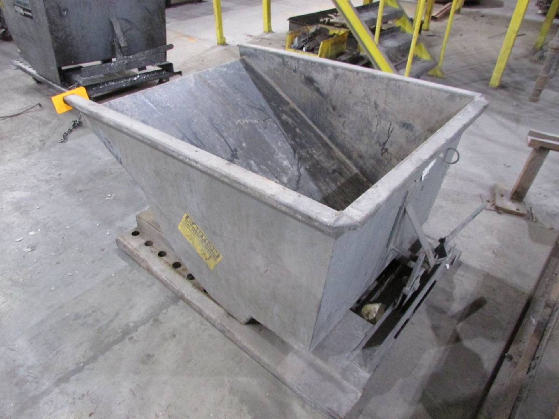 Modern Equipment Co Self Dumping Hopper - Image 5 of 5