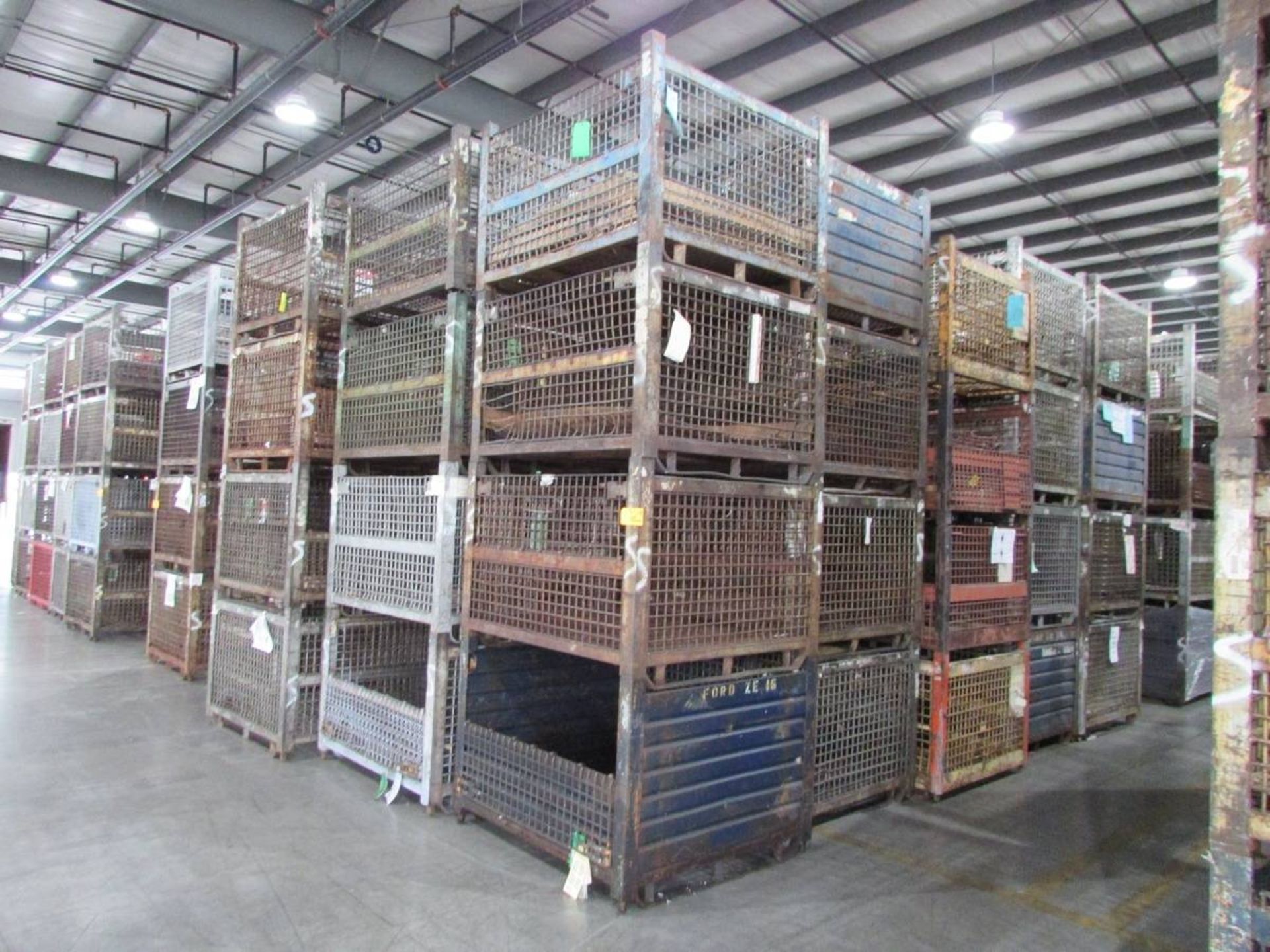 Heavy Duty Stackable Wire Baskets - Image 2 of 3