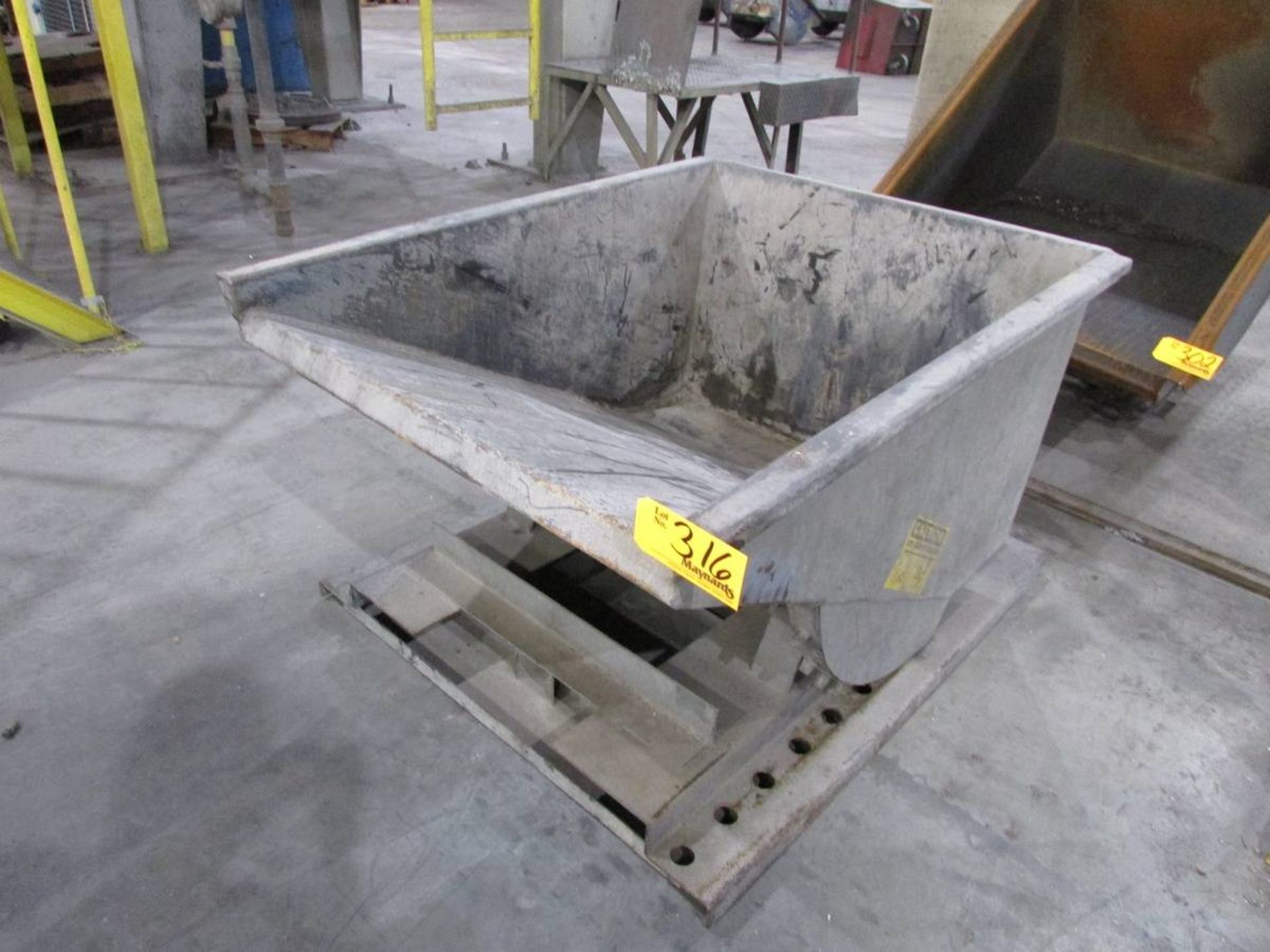 Modern Equipment Co Self Dumping Hopper