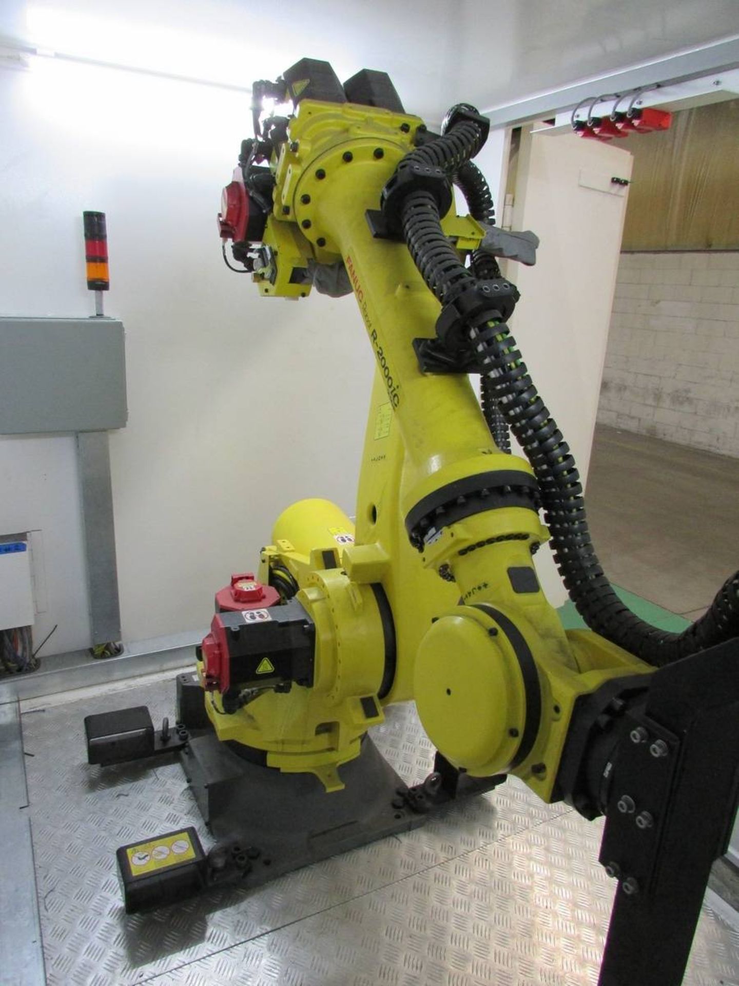 2017 Fanuc 2000 iC 210L 6 Axis Material Handling Robot - Image 3 of 9
