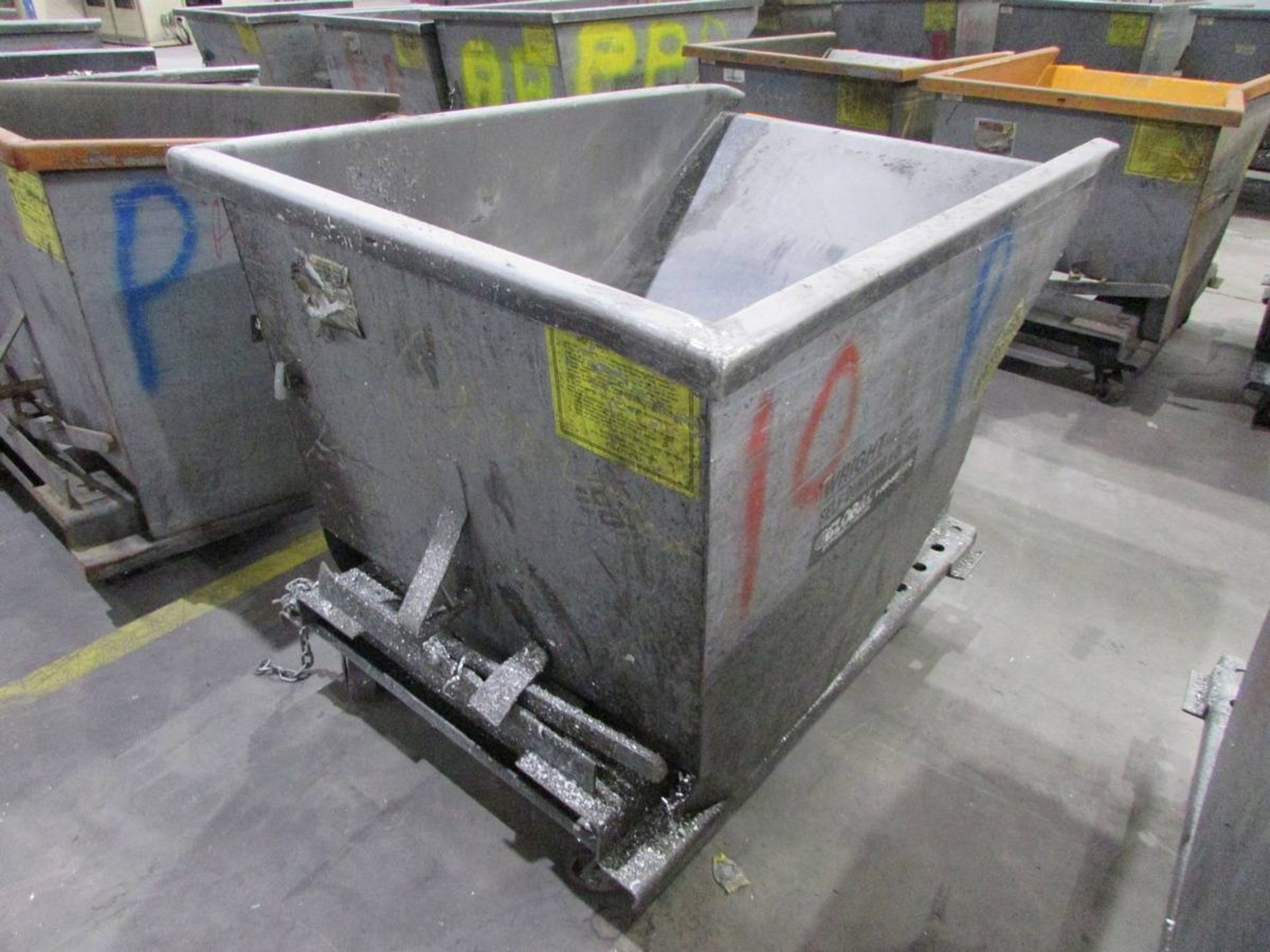 McCullough IND Wright Rolling Self Dumping Hopper - Image 4 of 5