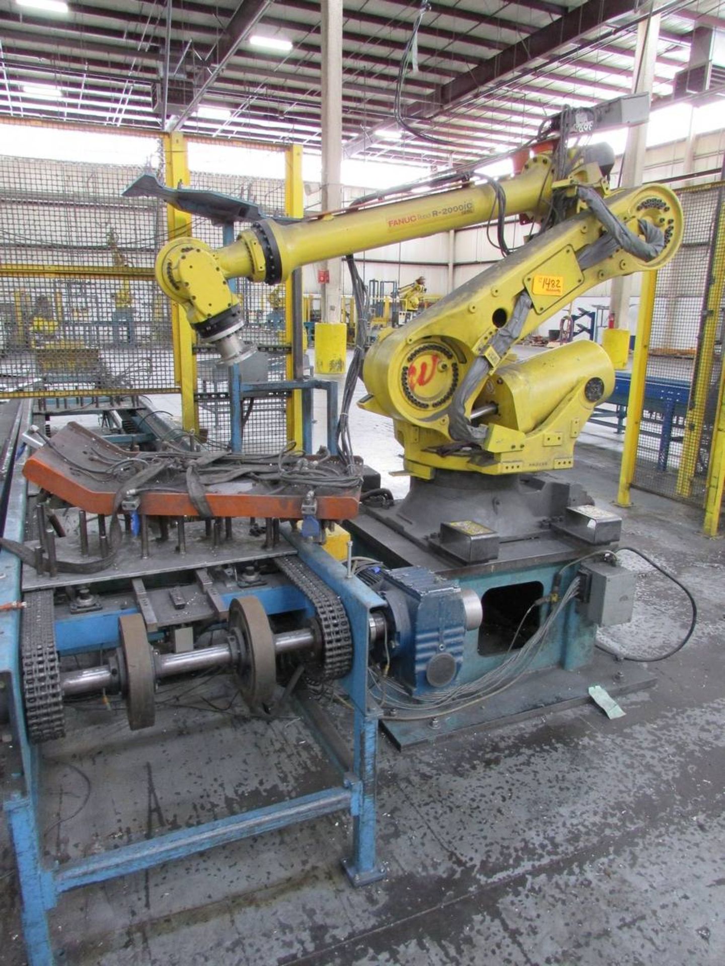 2015 Fanuc R 2000 iC 125L 6 Axis Material Handling Robot