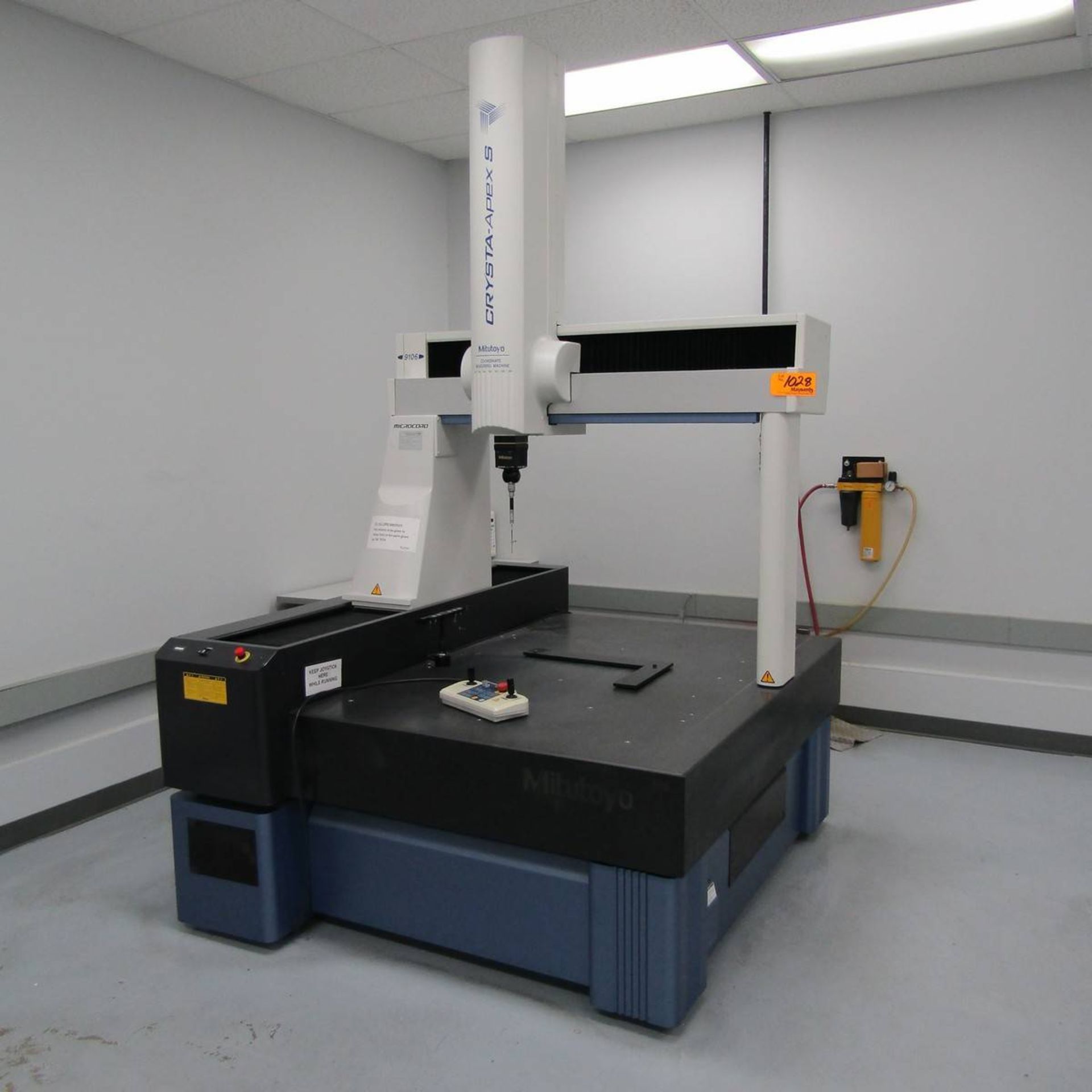 2013 Mitutoyo Crysta Apex S - S9106 Microcord CMM Machine