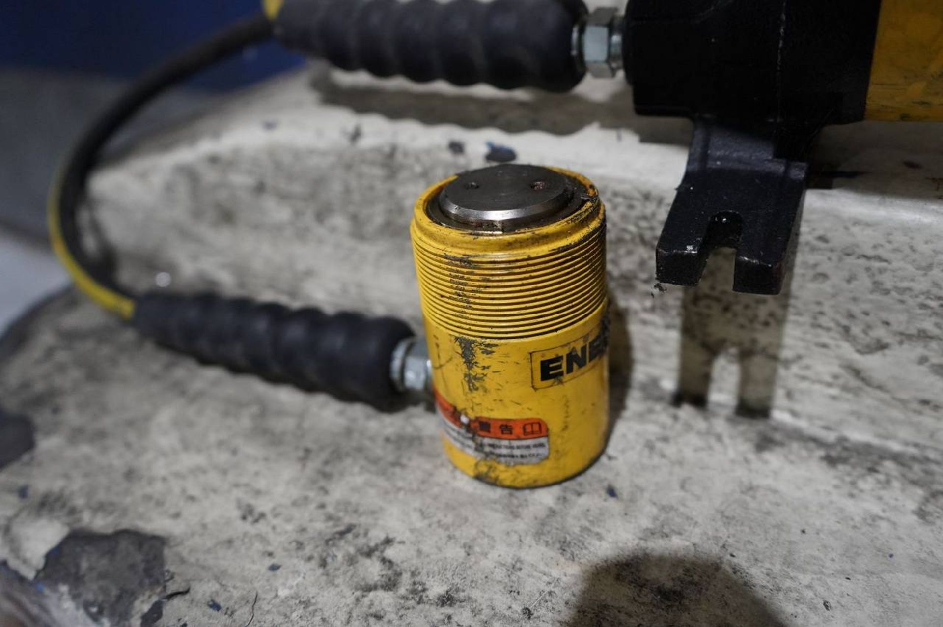 Enerpac P39 Hydraulic Hand Pump - Image 3 of 3