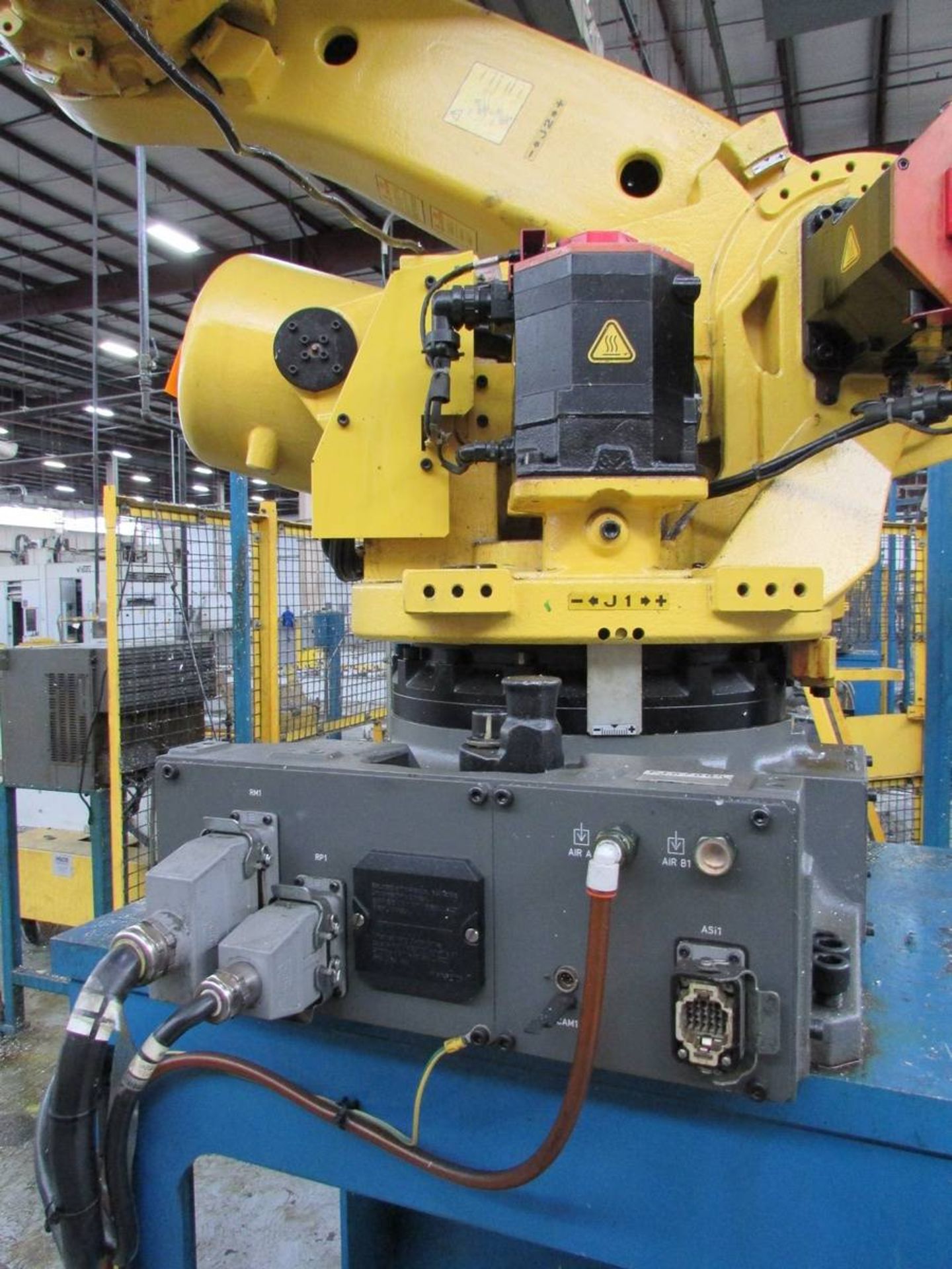 2015 Fanuc R 2000 iC 125L 6 Axis Material Handling Robot - Image 7 of 11