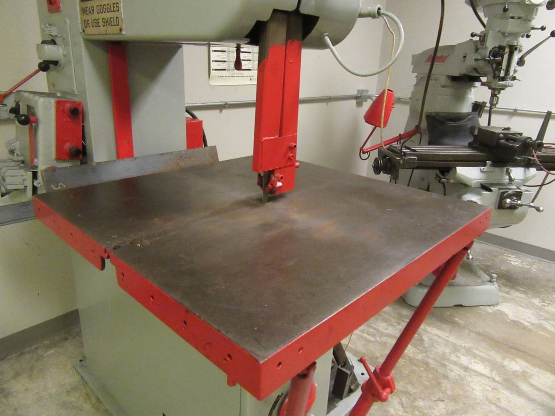 DoAll V-26 Vertical Band Saw - Image 4 of 7