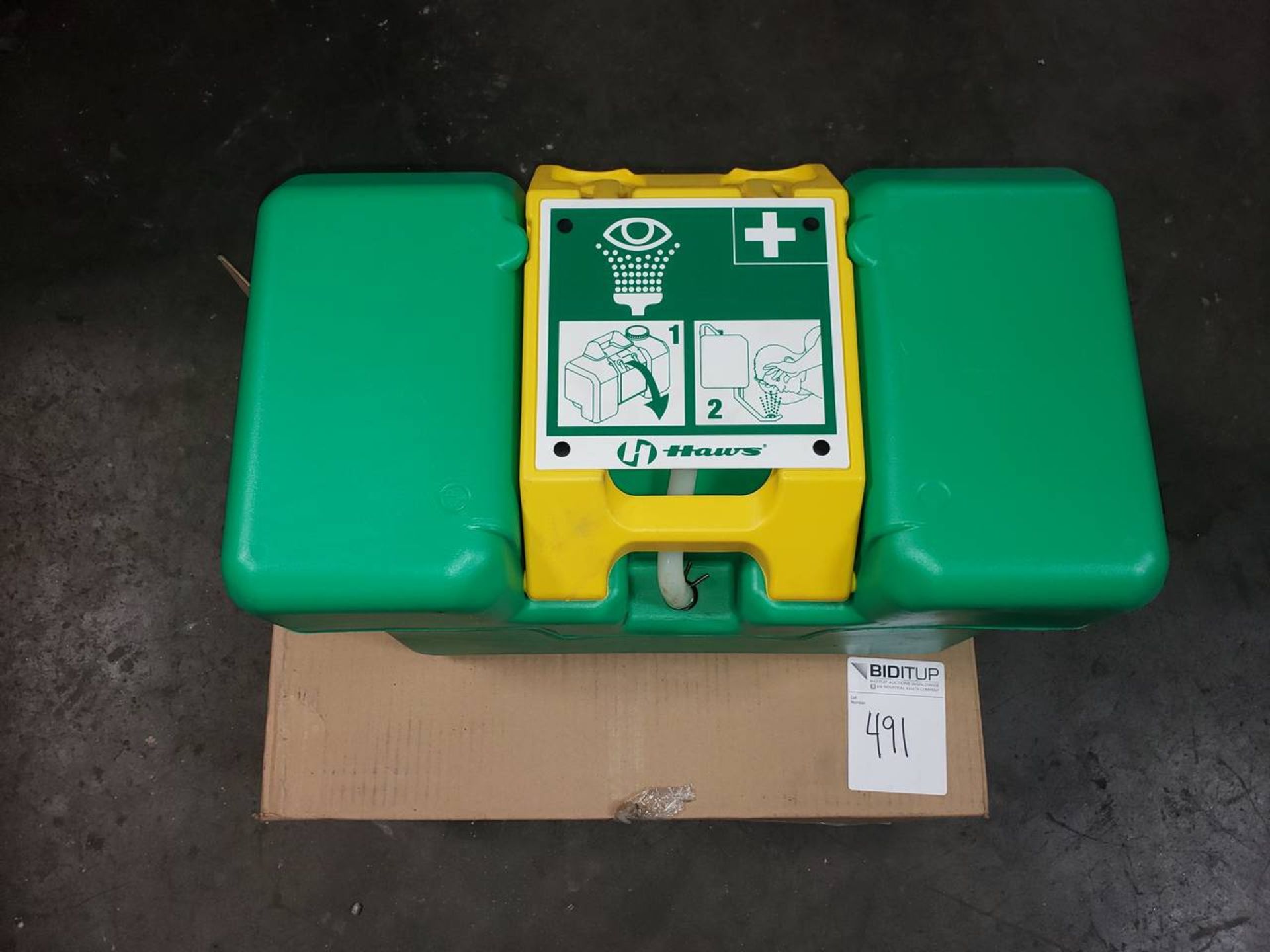 Haws 7501 Portable Emergency Eyewash Station New In Box